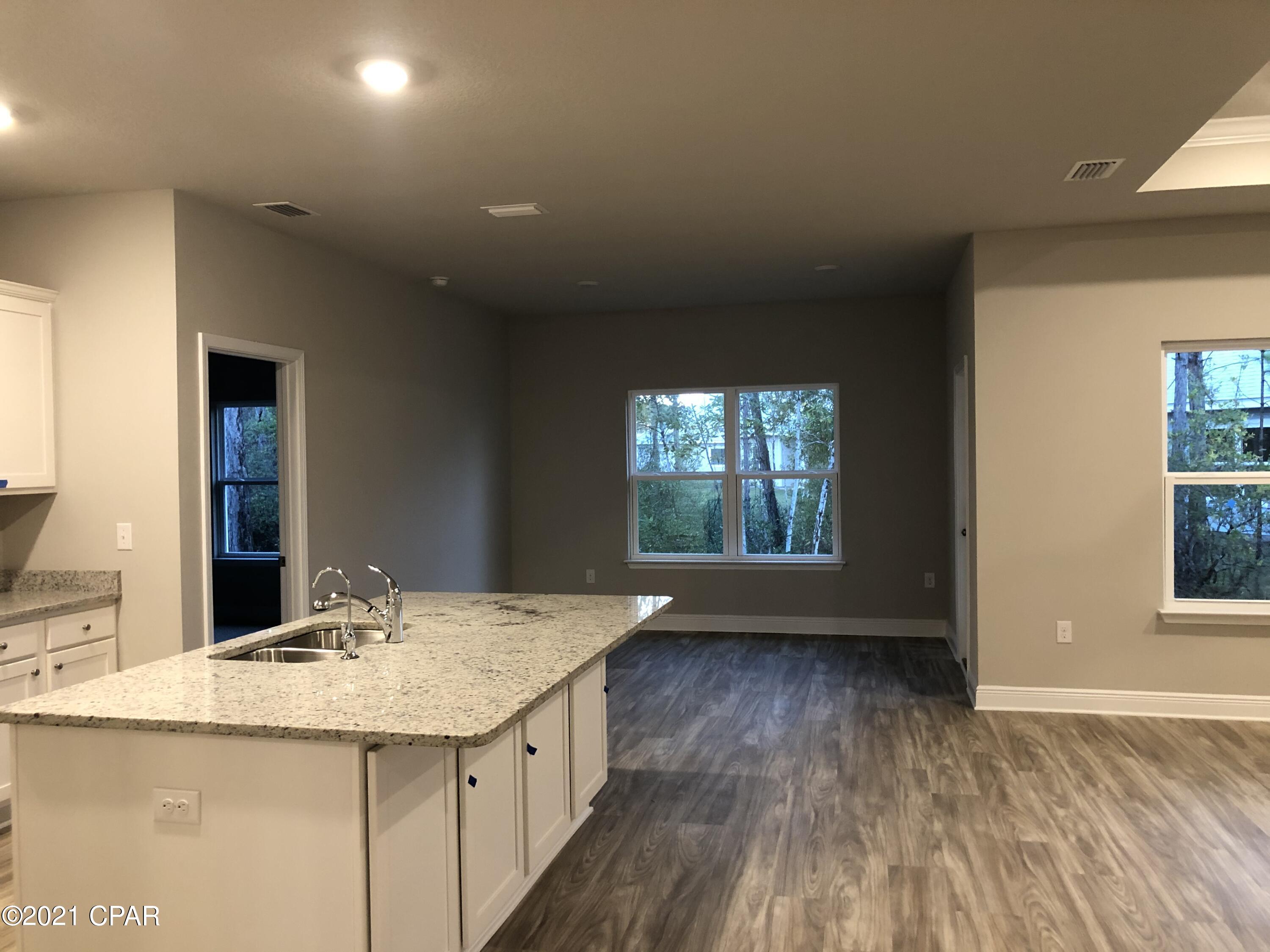 Emerald Cove Villas - Residential