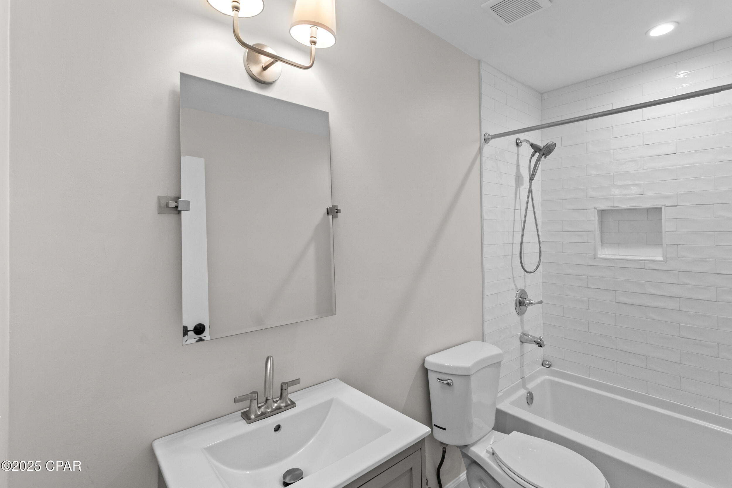 Sudduths 4th Add - Residential Lease