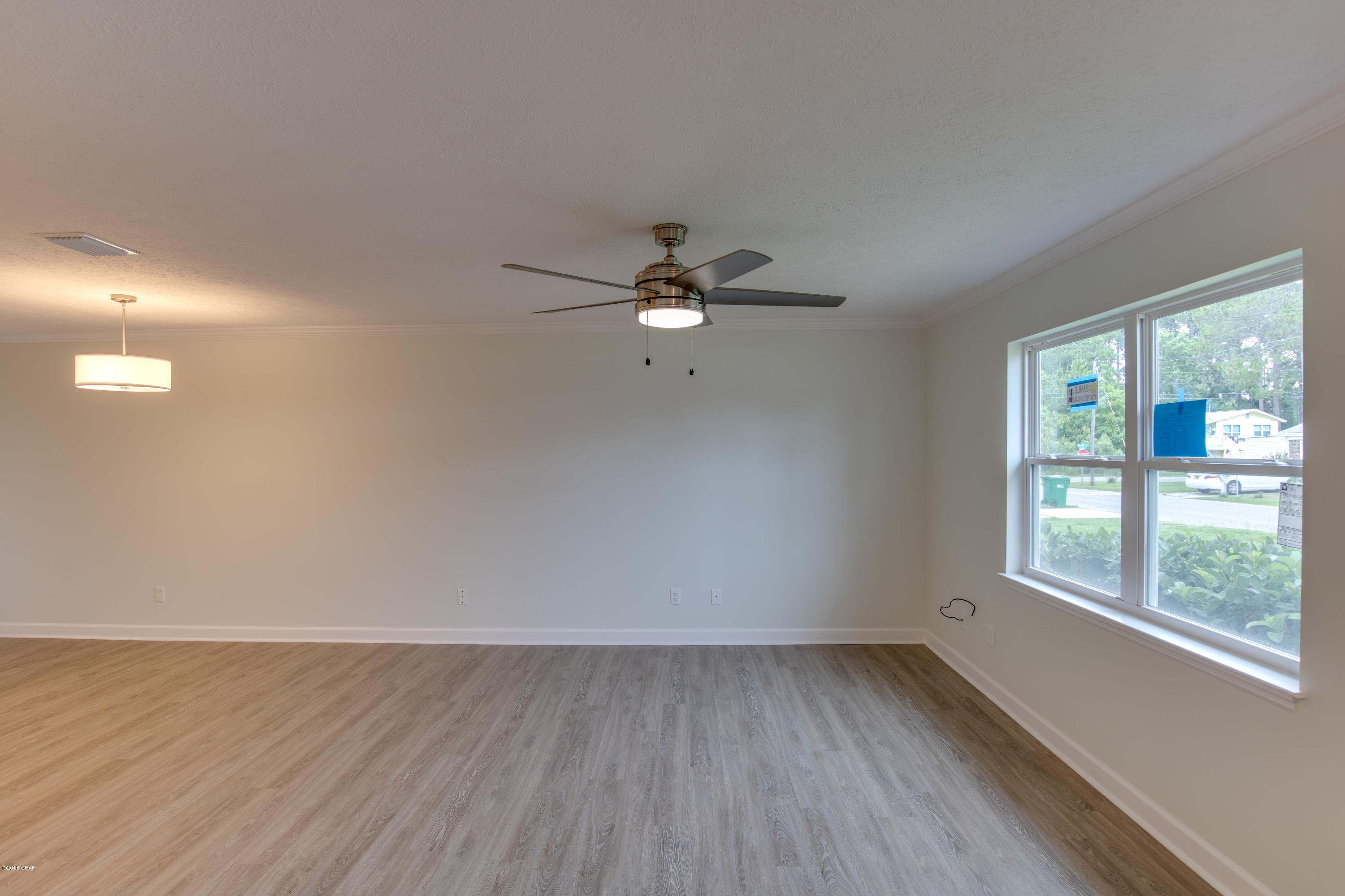 Hutchison's 2nd To Bahama Bch - Residential