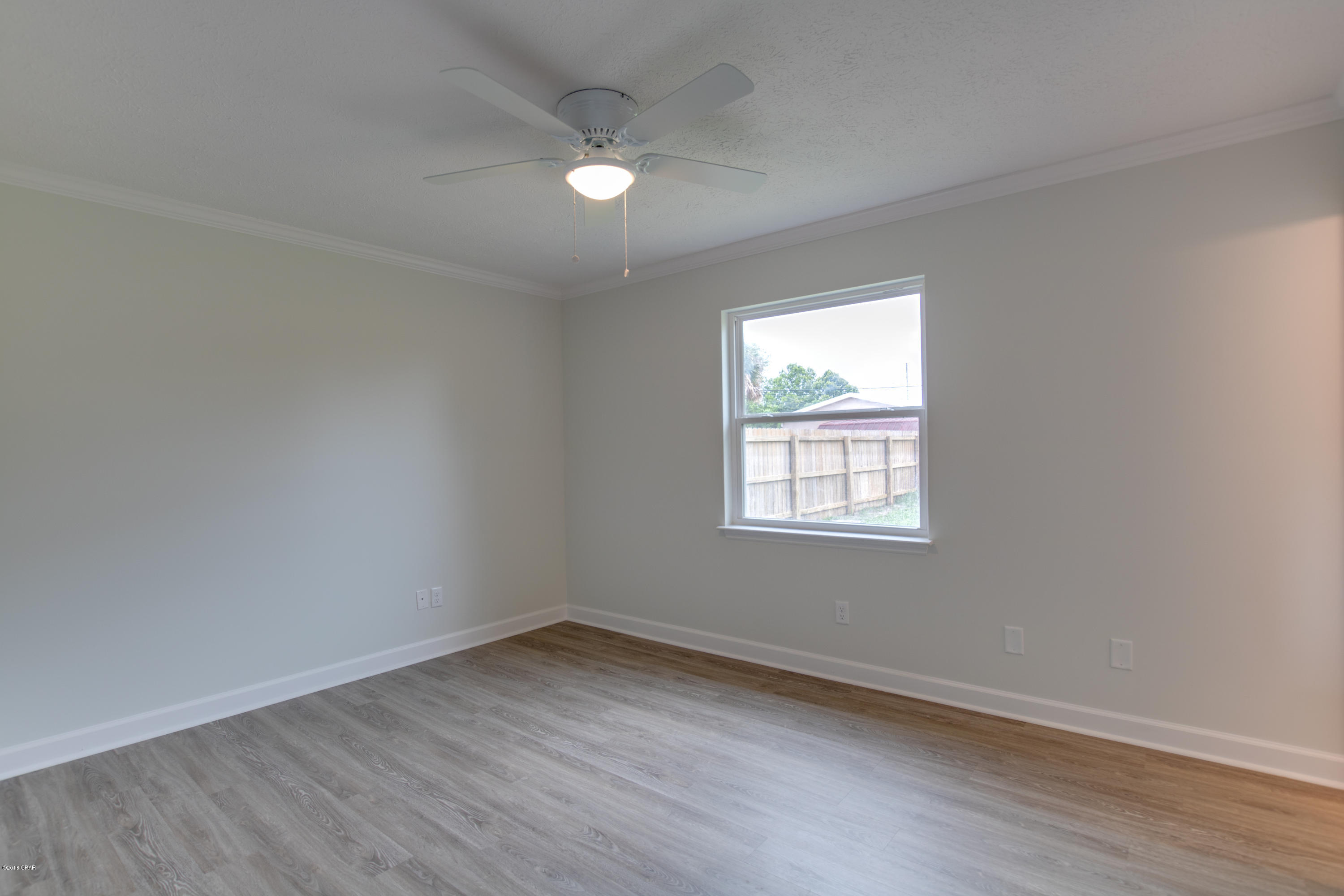 Hutchison's 2nd To Bahama Bch - Residential