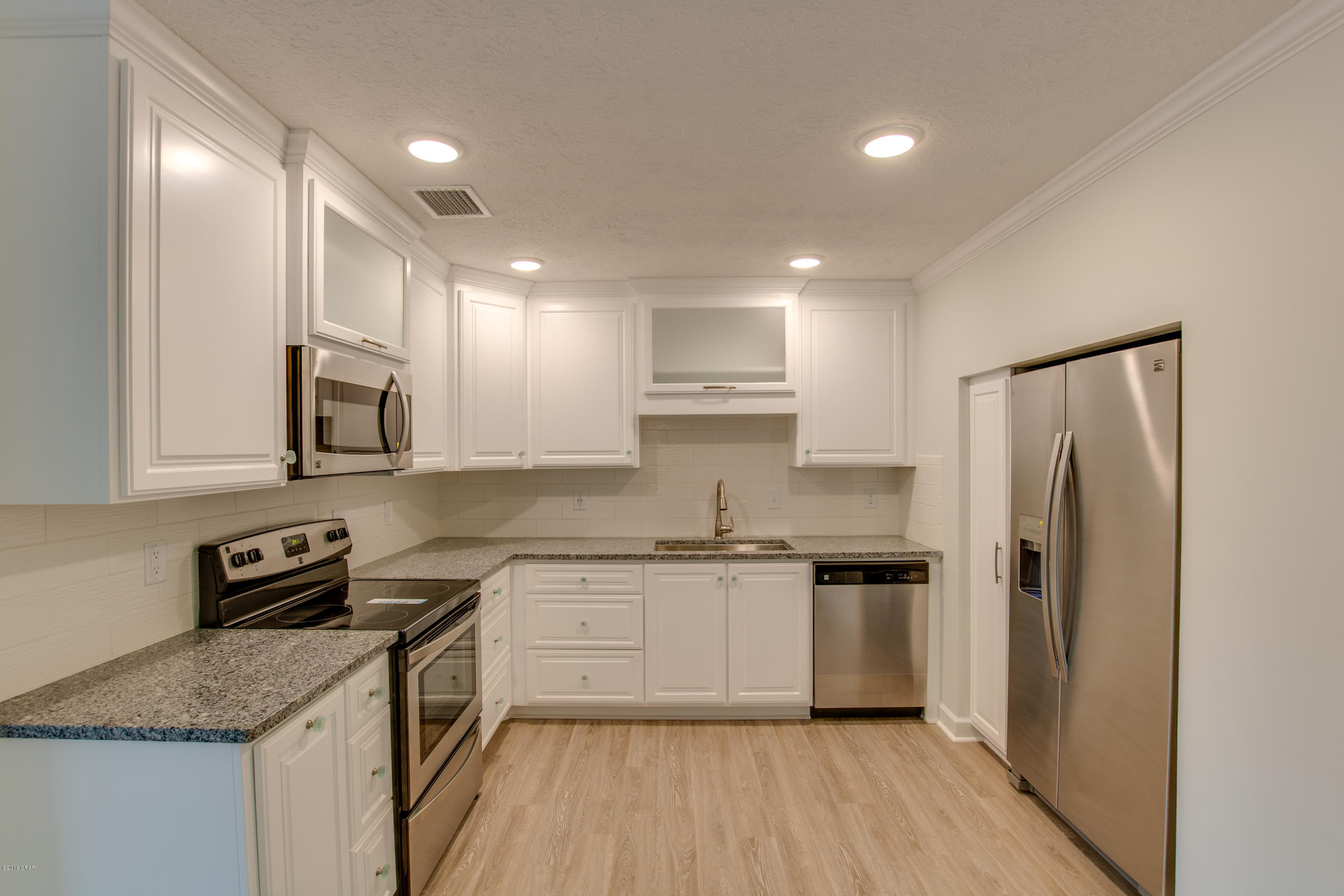 Hutchison's 2nd To Bahama Bch - Residential