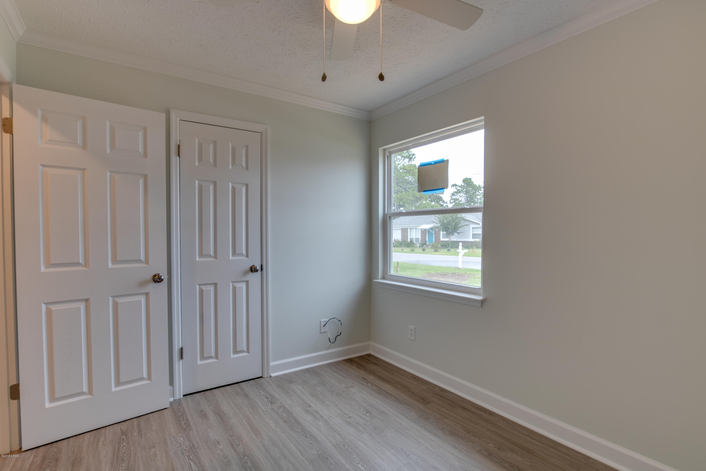 Hutchison's 2nd To Bahama Bch - Residential