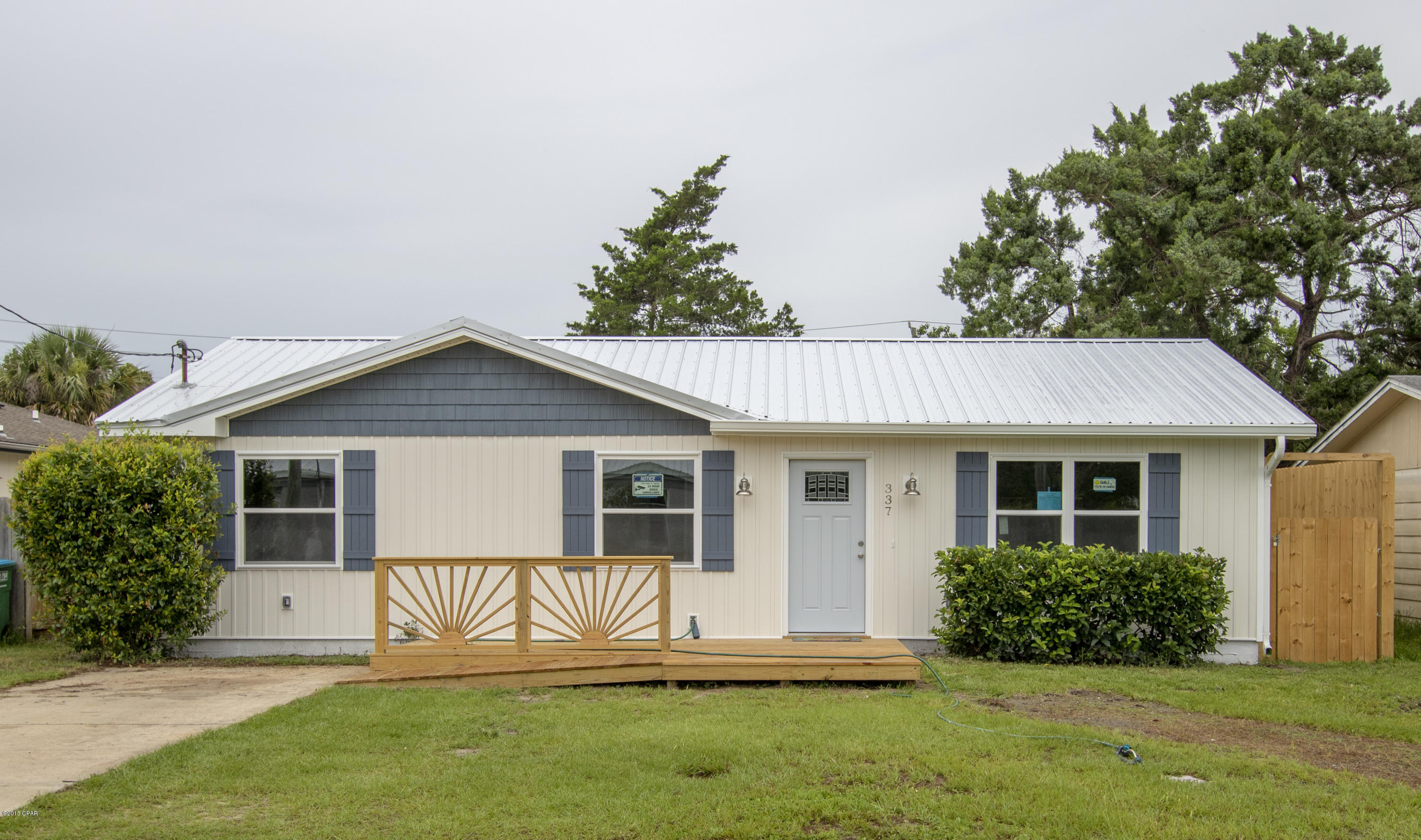 Hutchison's 2nd To Bahama Bch - Residential