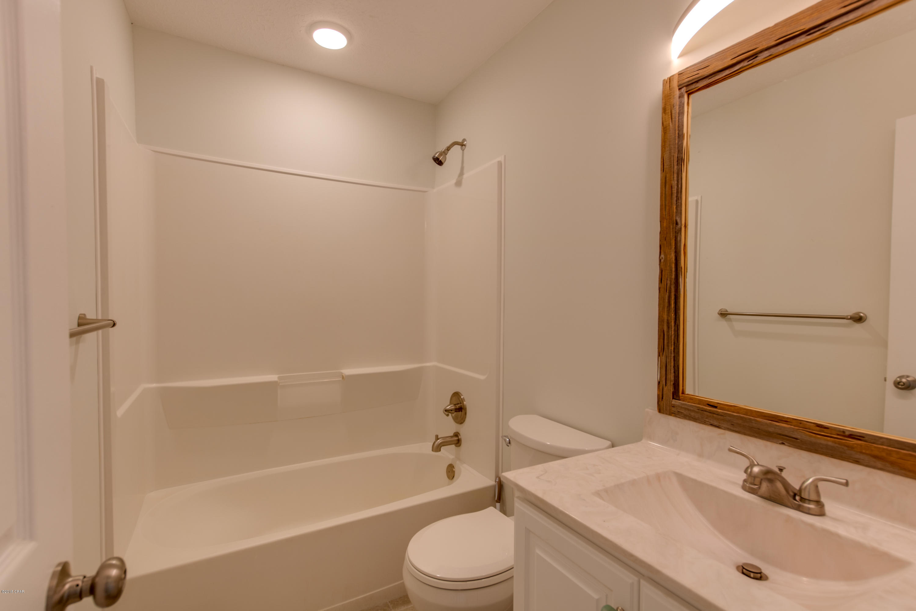 Hutchison's 2nd To Bahama Bch - Residential