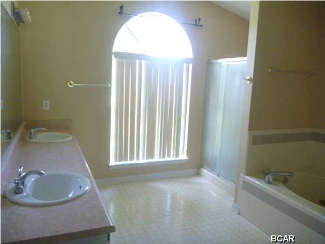 Mowat Highlands Ph IV - Residential