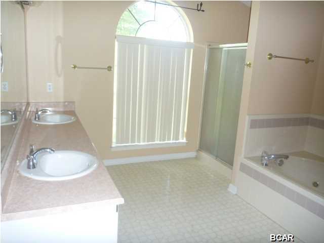 Mowat Highlands Ph IV - Residential