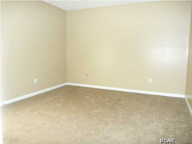 Mowat Highlands Ph IV - Residential