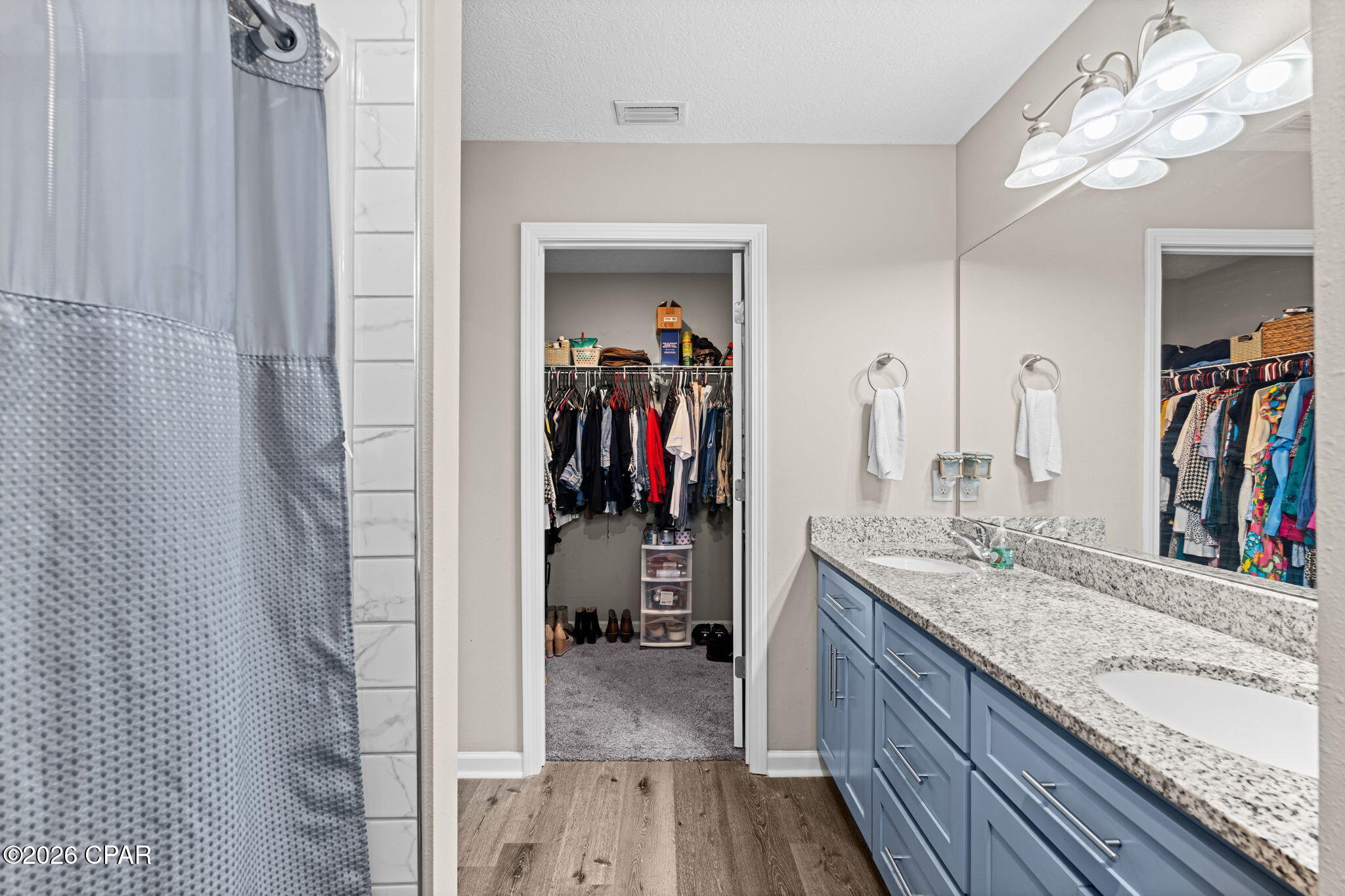 Gulf Coast Vill U-1 Re - Residential