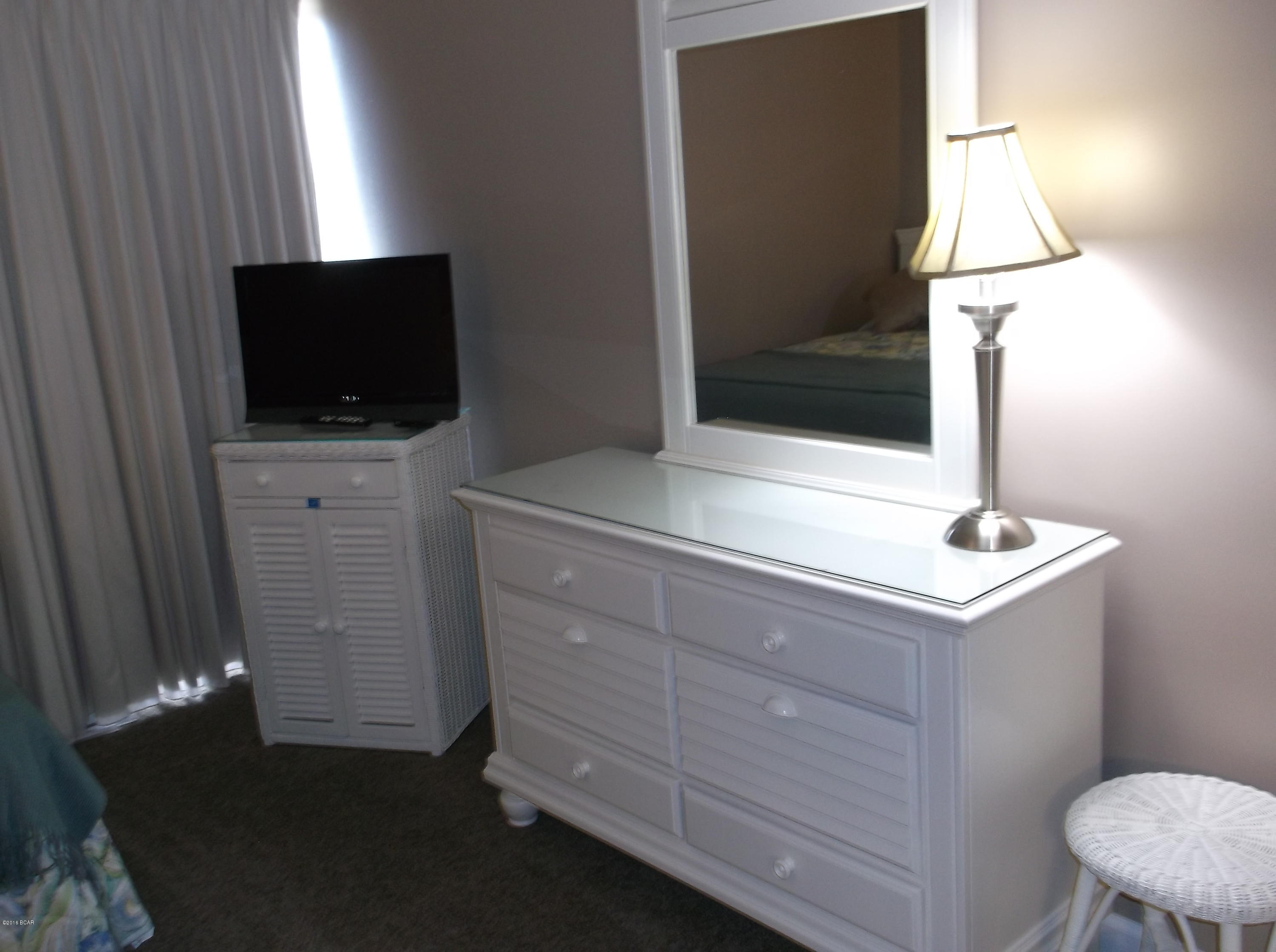 Edgewater Tower I - Residential