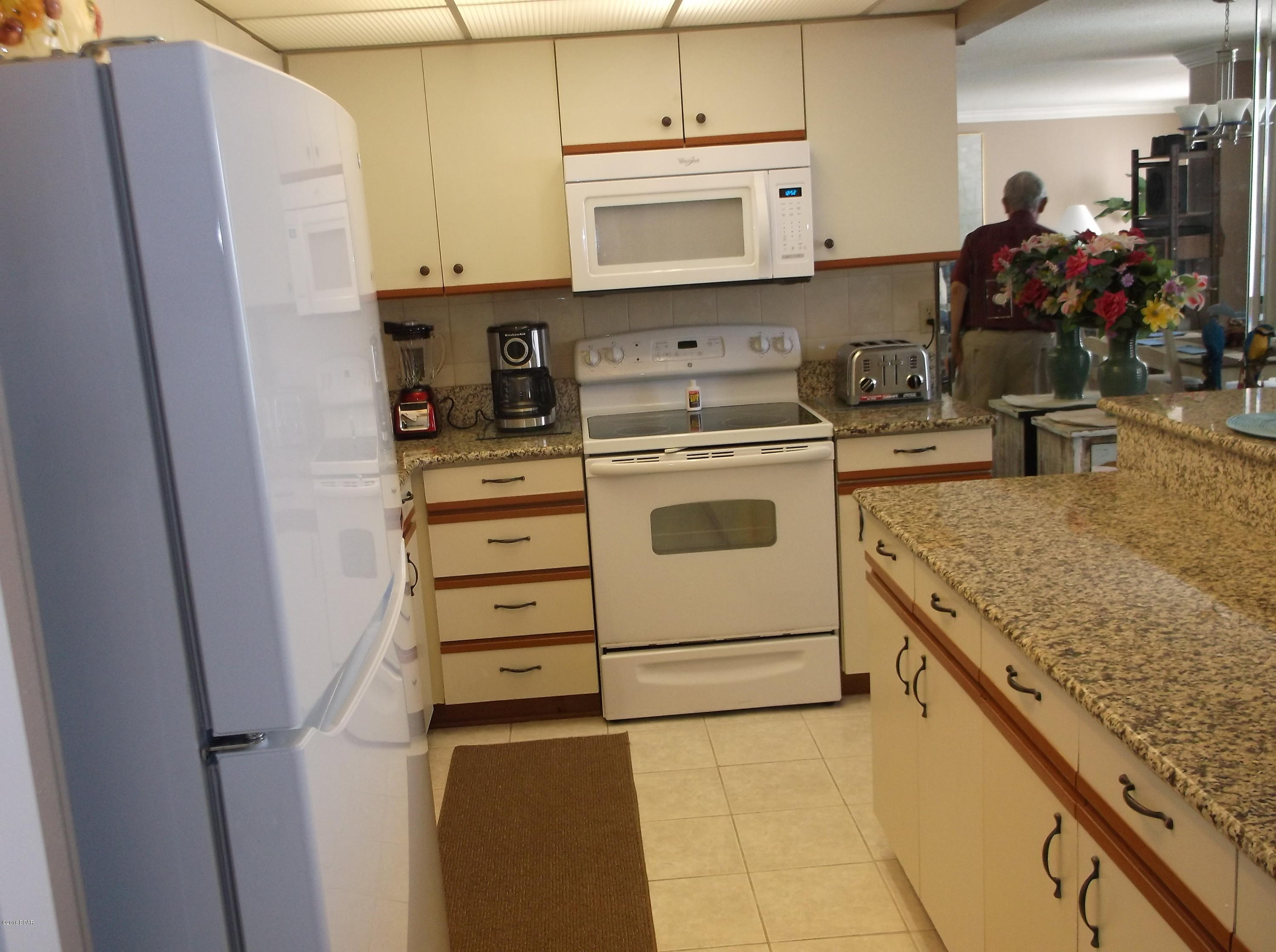 Edgewater Tower I - Residential