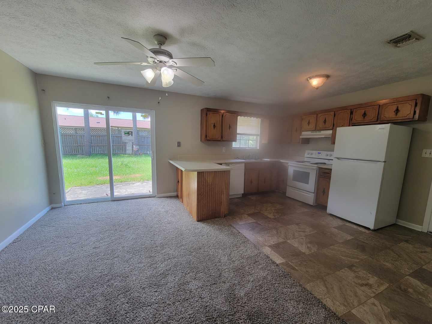 [No Recorded Subdiv] - Residential Lease