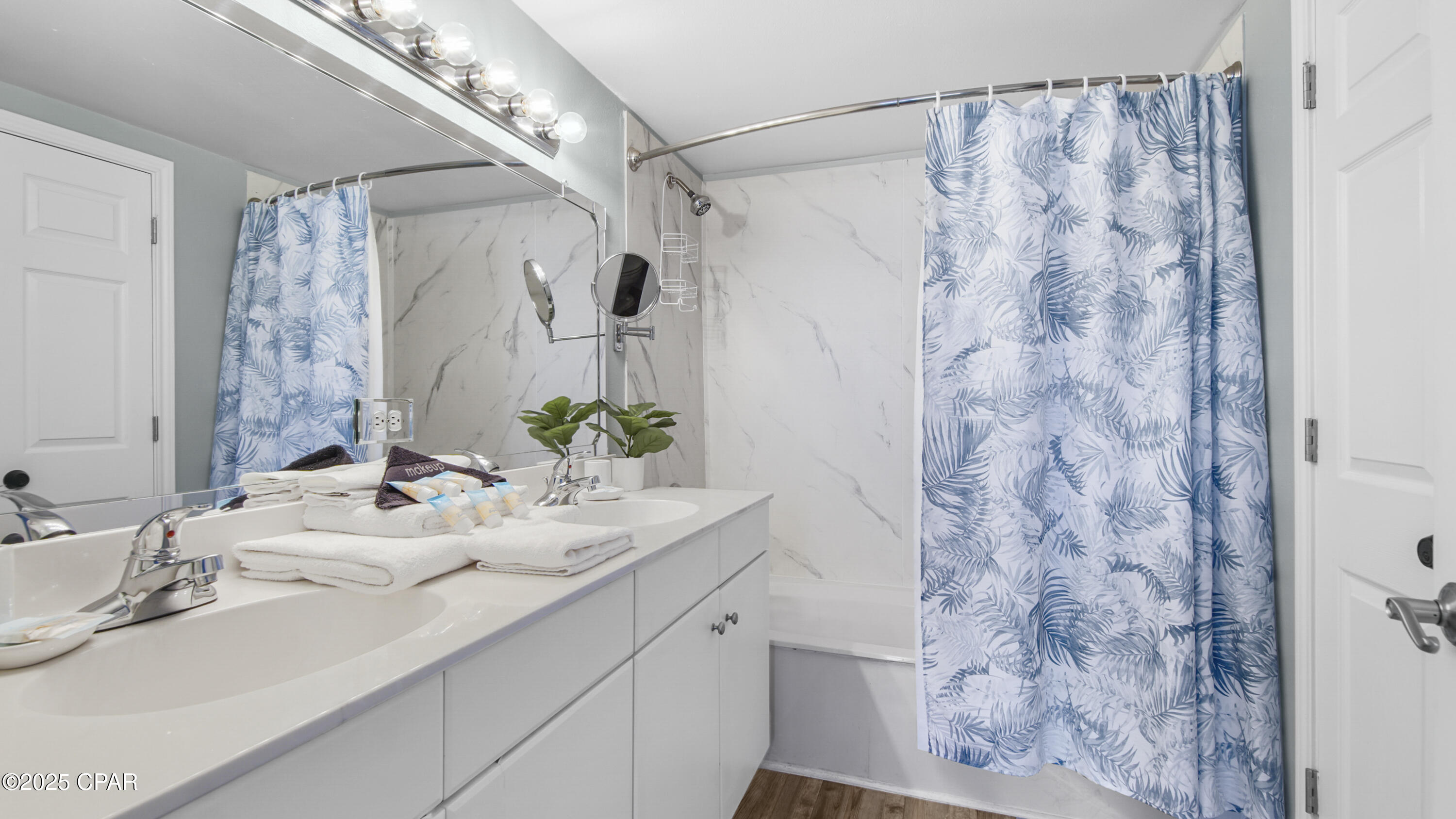 Shores Of Panama Phase II - Residential