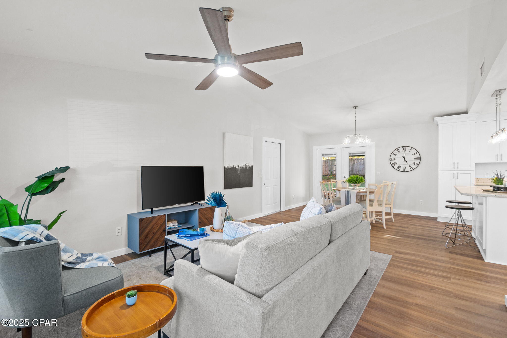 Treasure Cove 1. - Residential