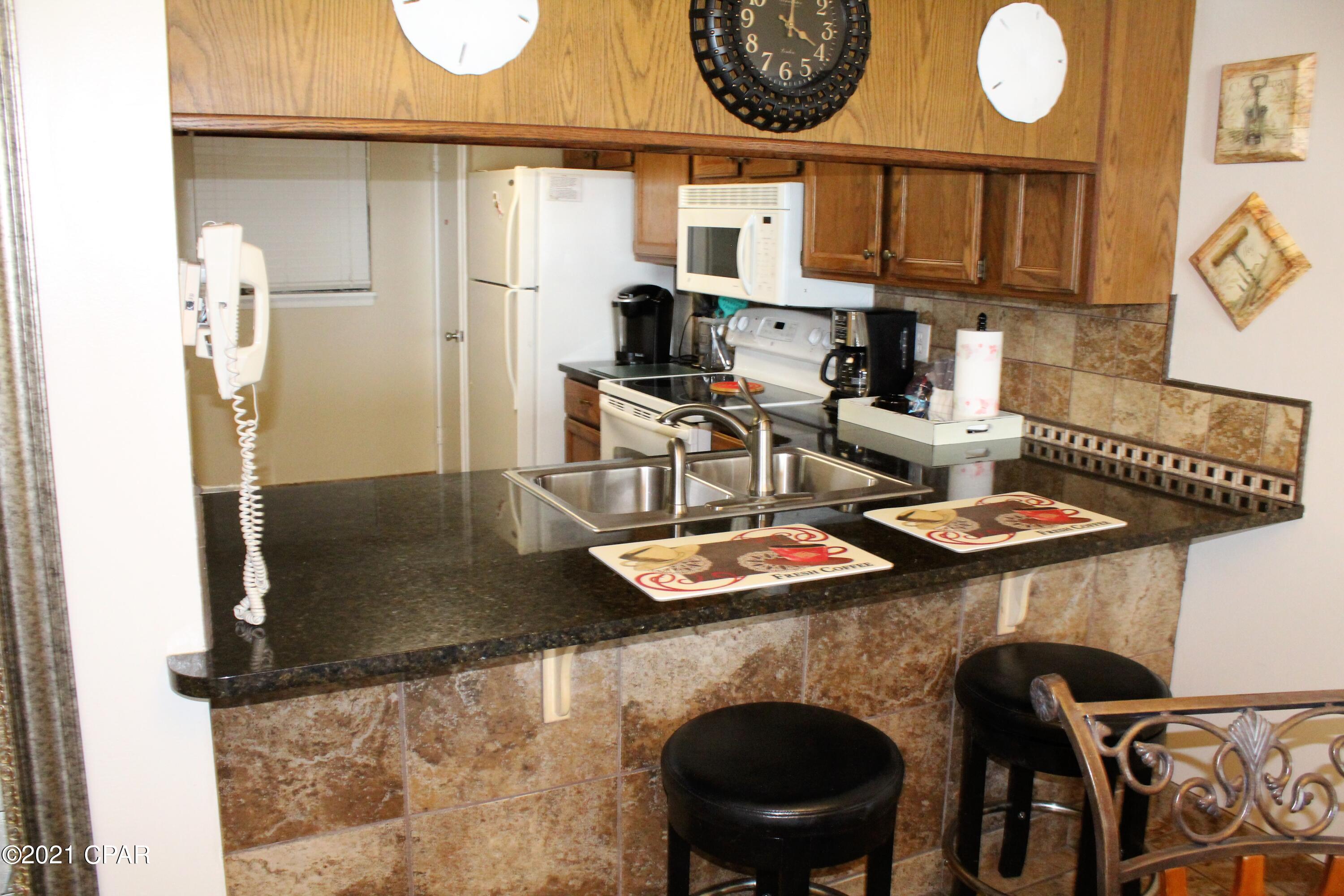 Moonspinner Apartments - Residential