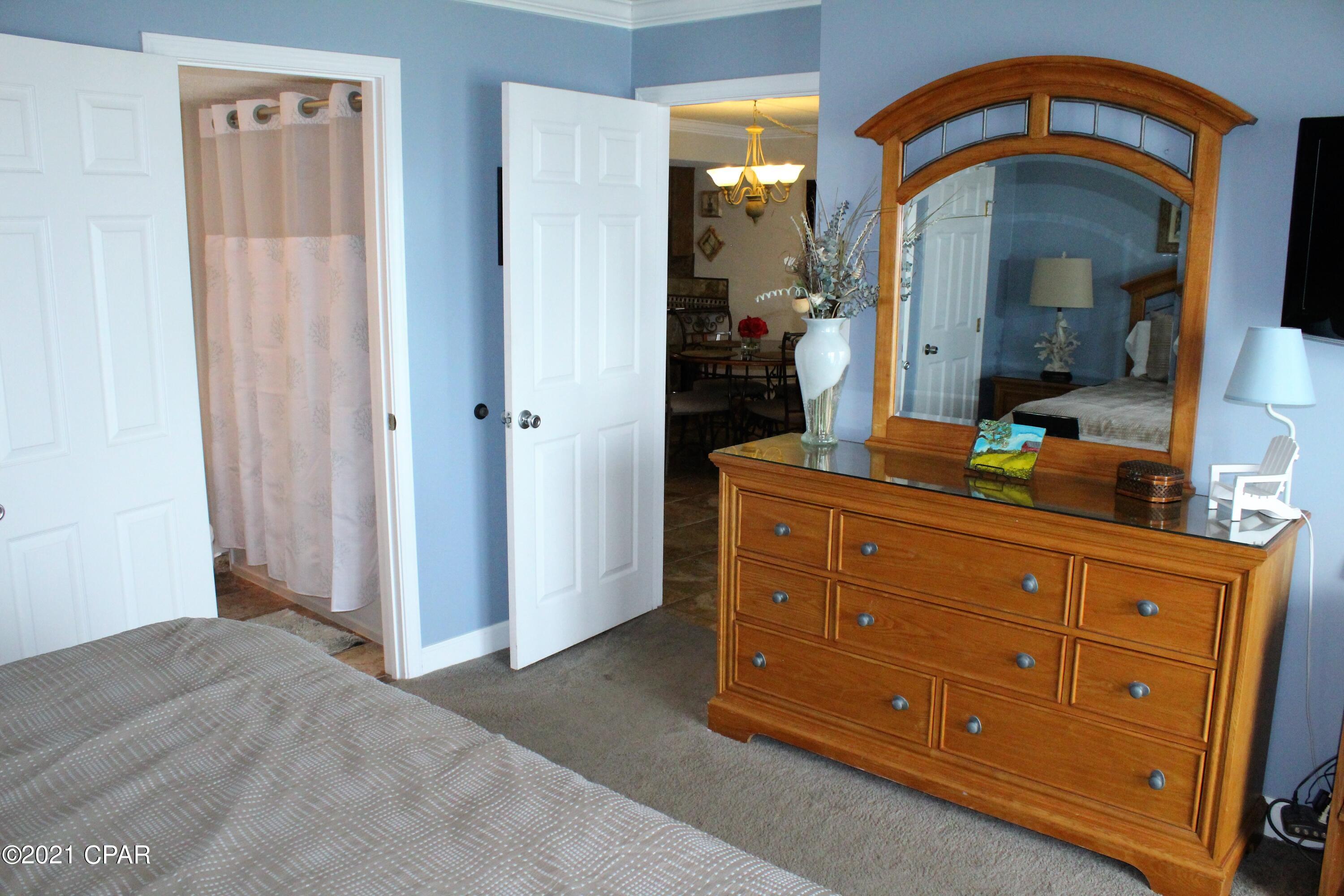 Moonspinner Apartments - Residential