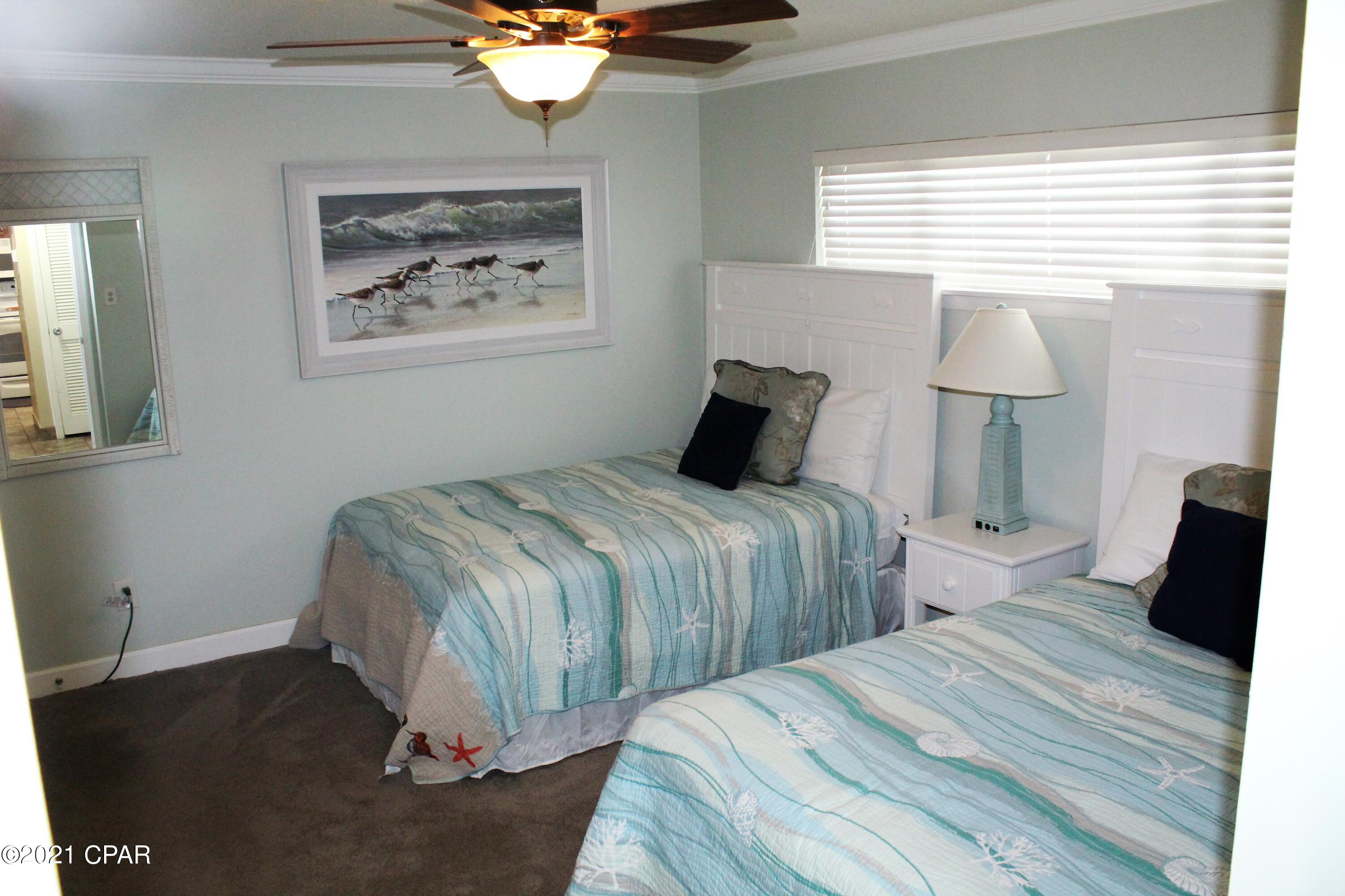 Moonspinner Apartments - Residential