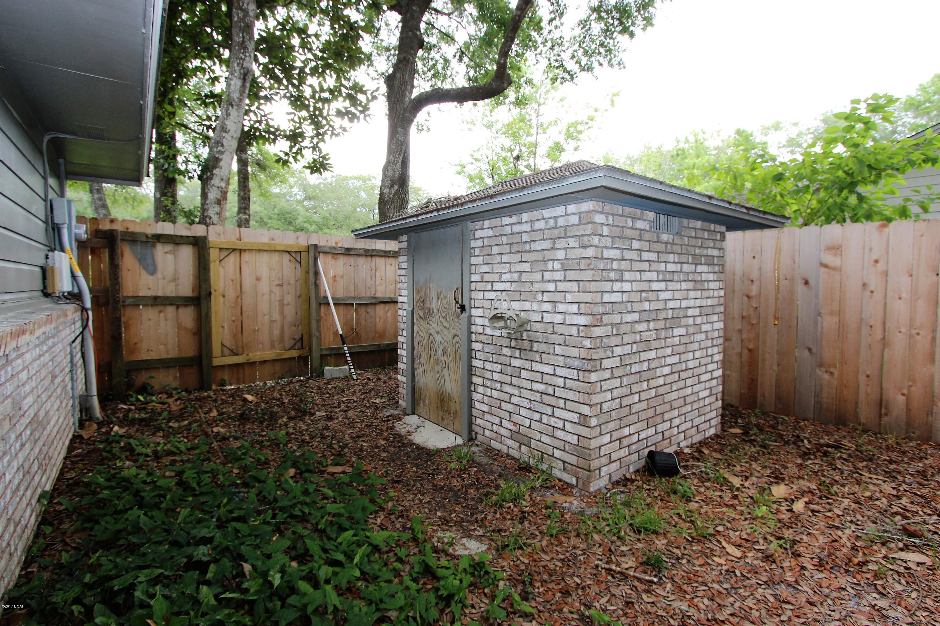 Pelican Point - Residential