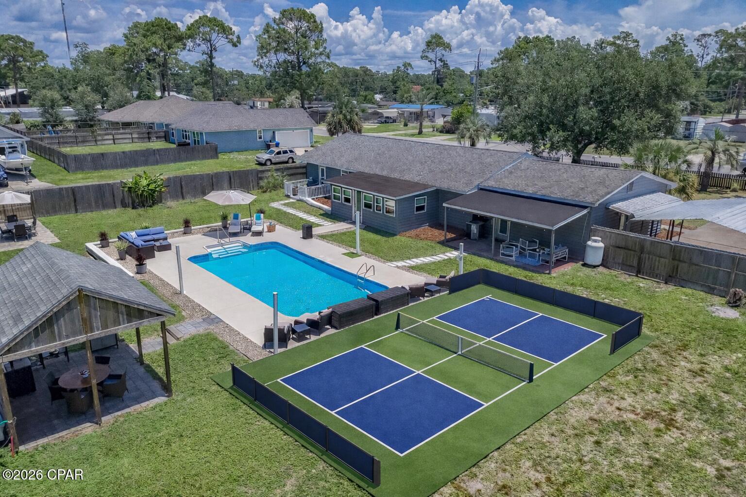 Pines 5th Add - Residential