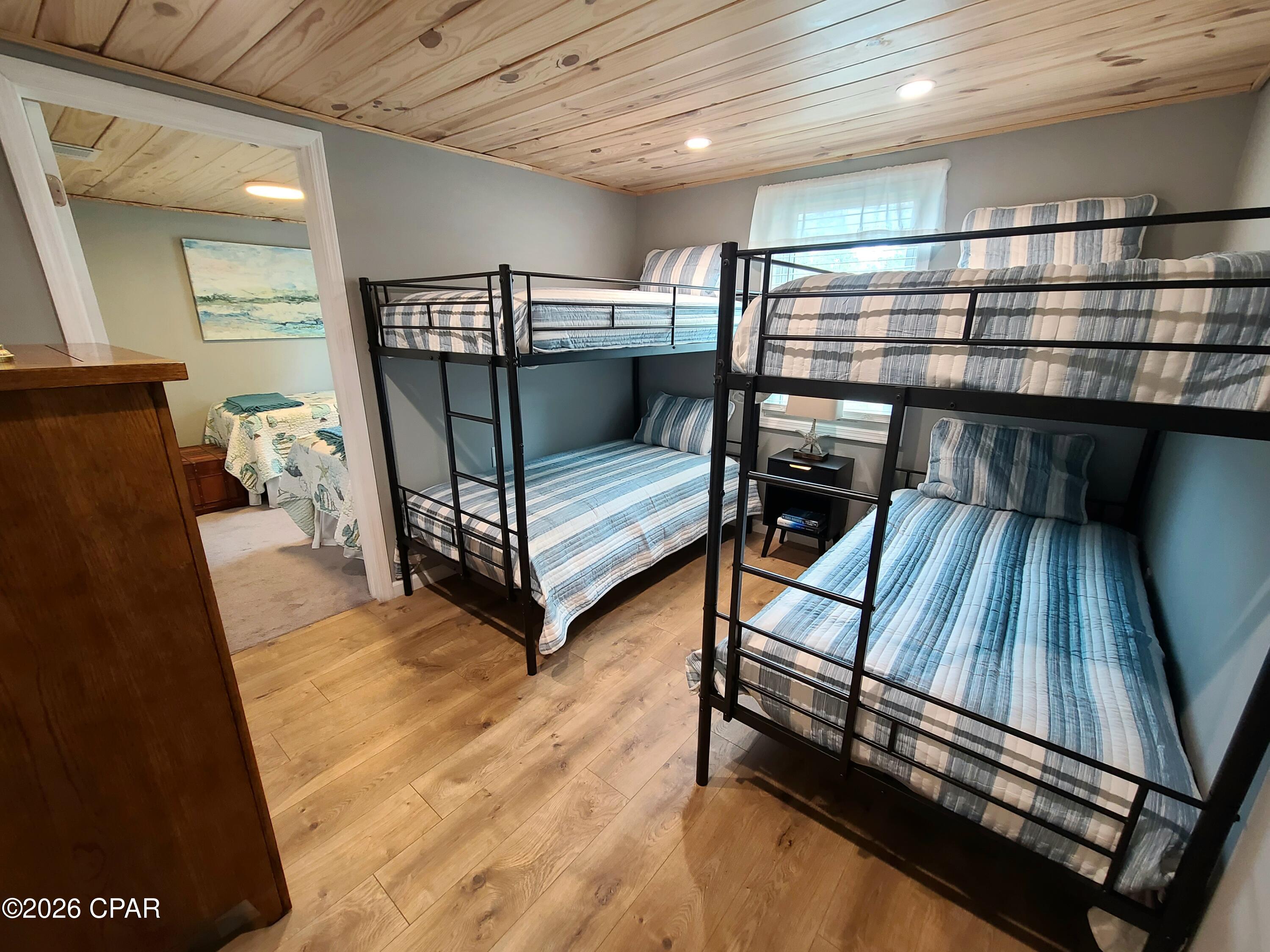 Pines 5th Add - Residential