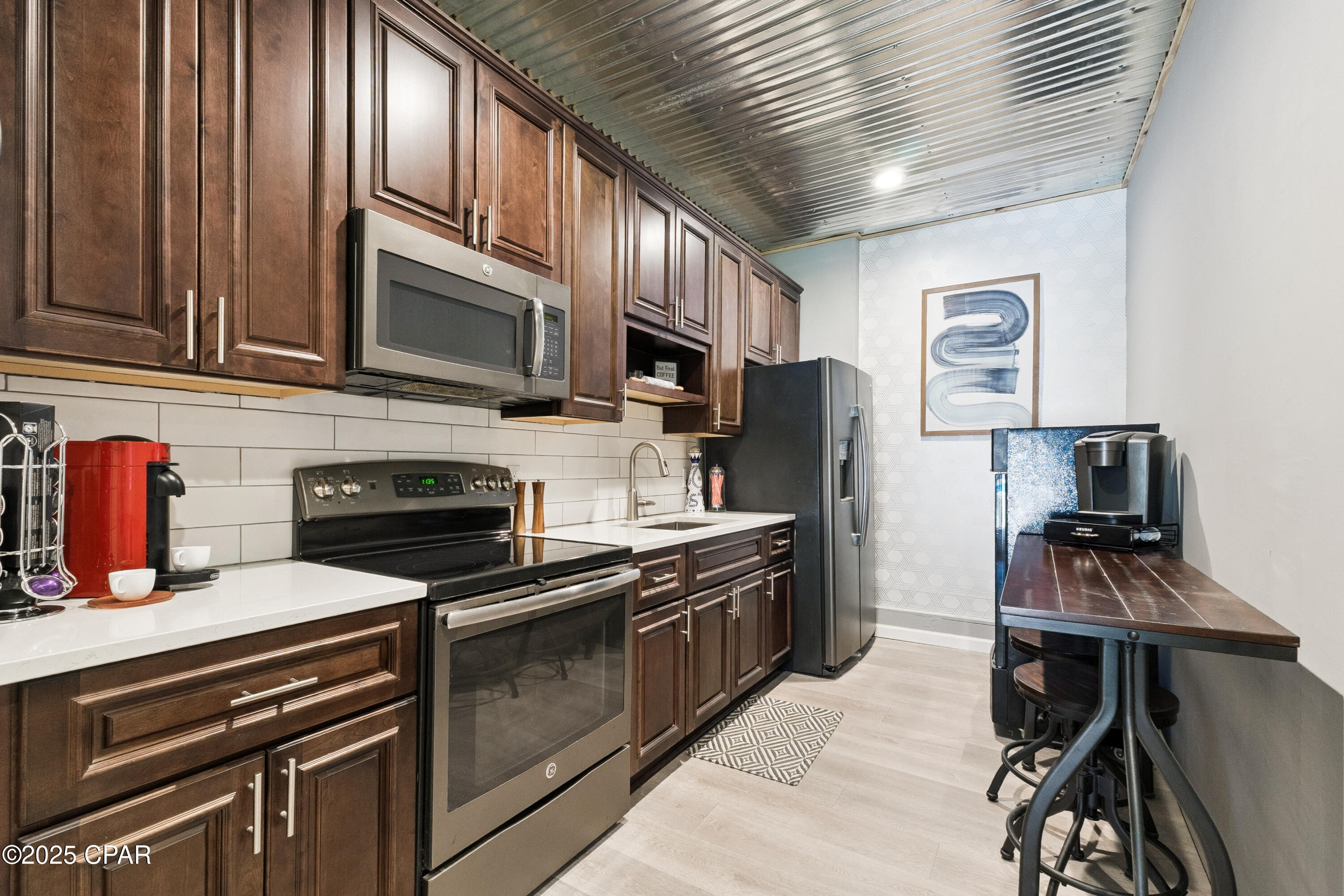 Pines 5th Add - Residential