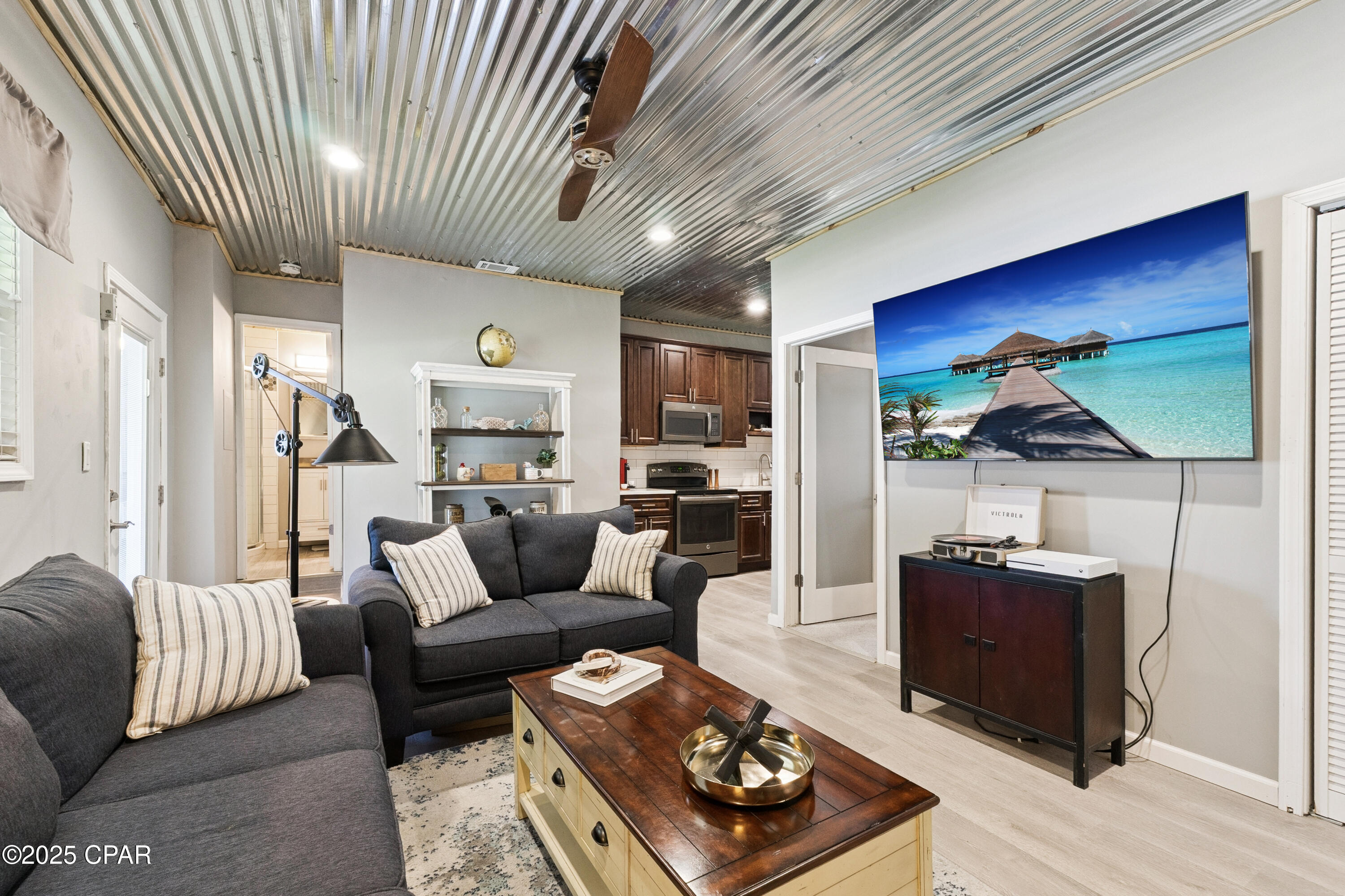 Pines 5th Add - Residential