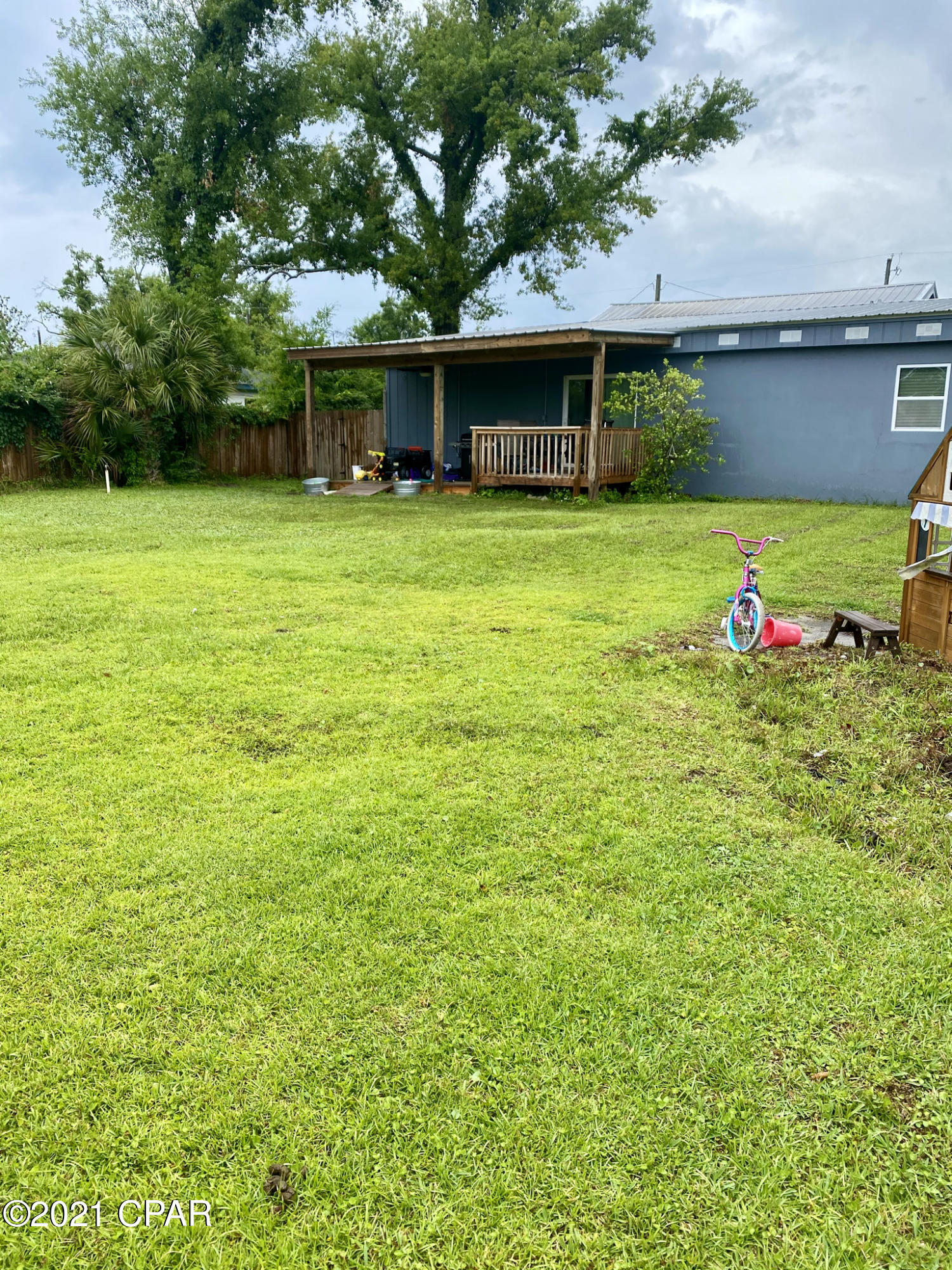 [No Recorded Subdiv] - Residential