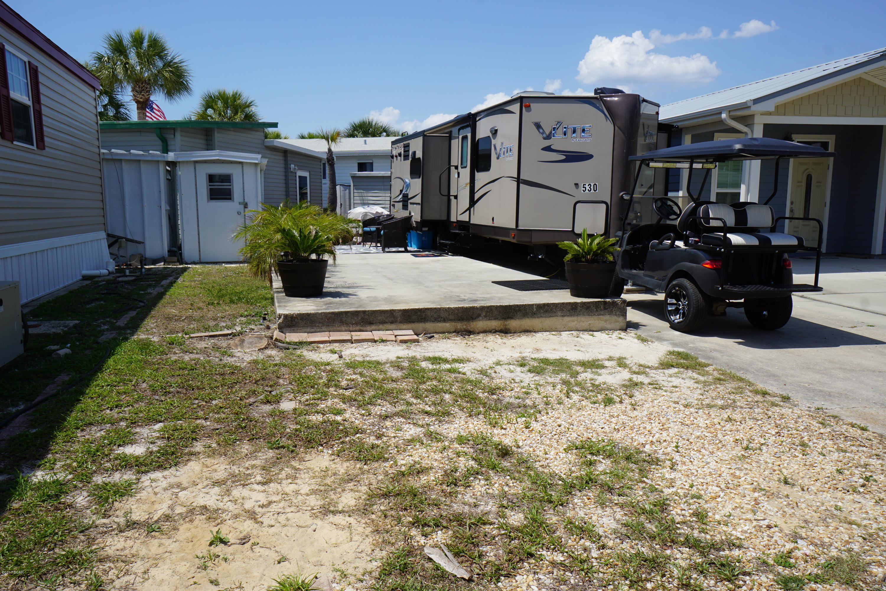 Venture Out Travel Trail - Land