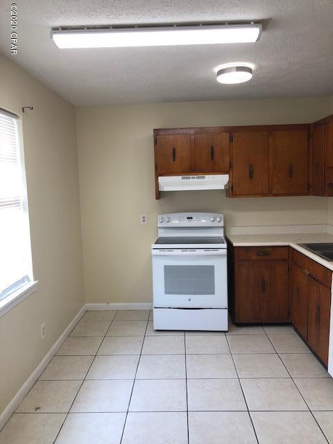 [No Recorded Subdiv] - Residential Lease