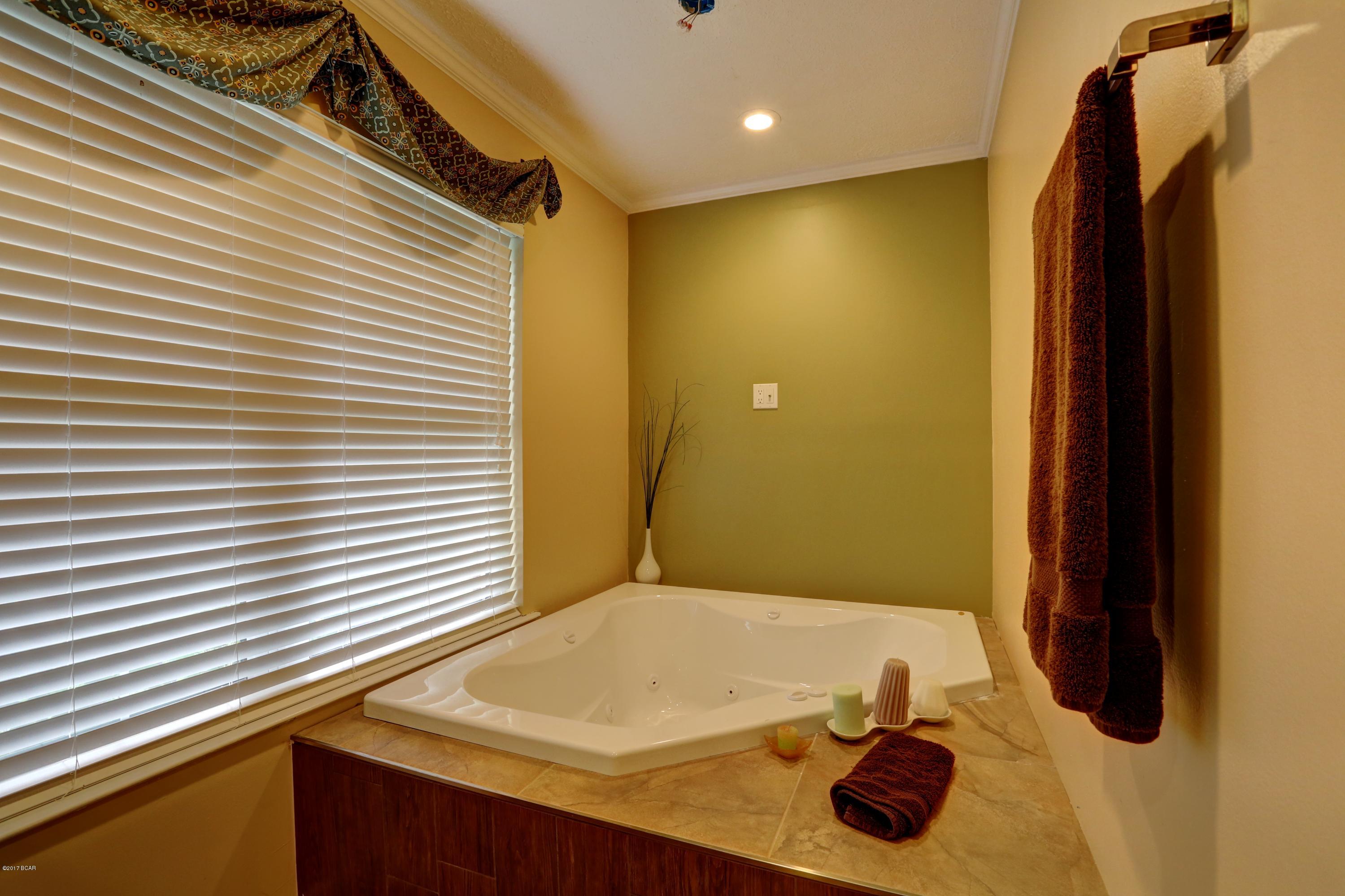 Baywood Shores Est Unit 5 - Residential