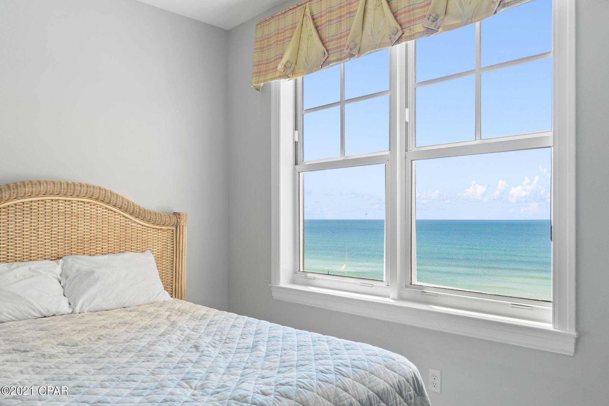 En Soleil Condo - Residential