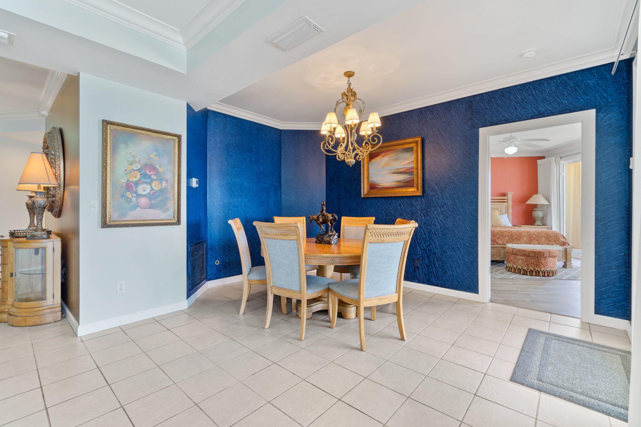 En Soleil Condo - Residential