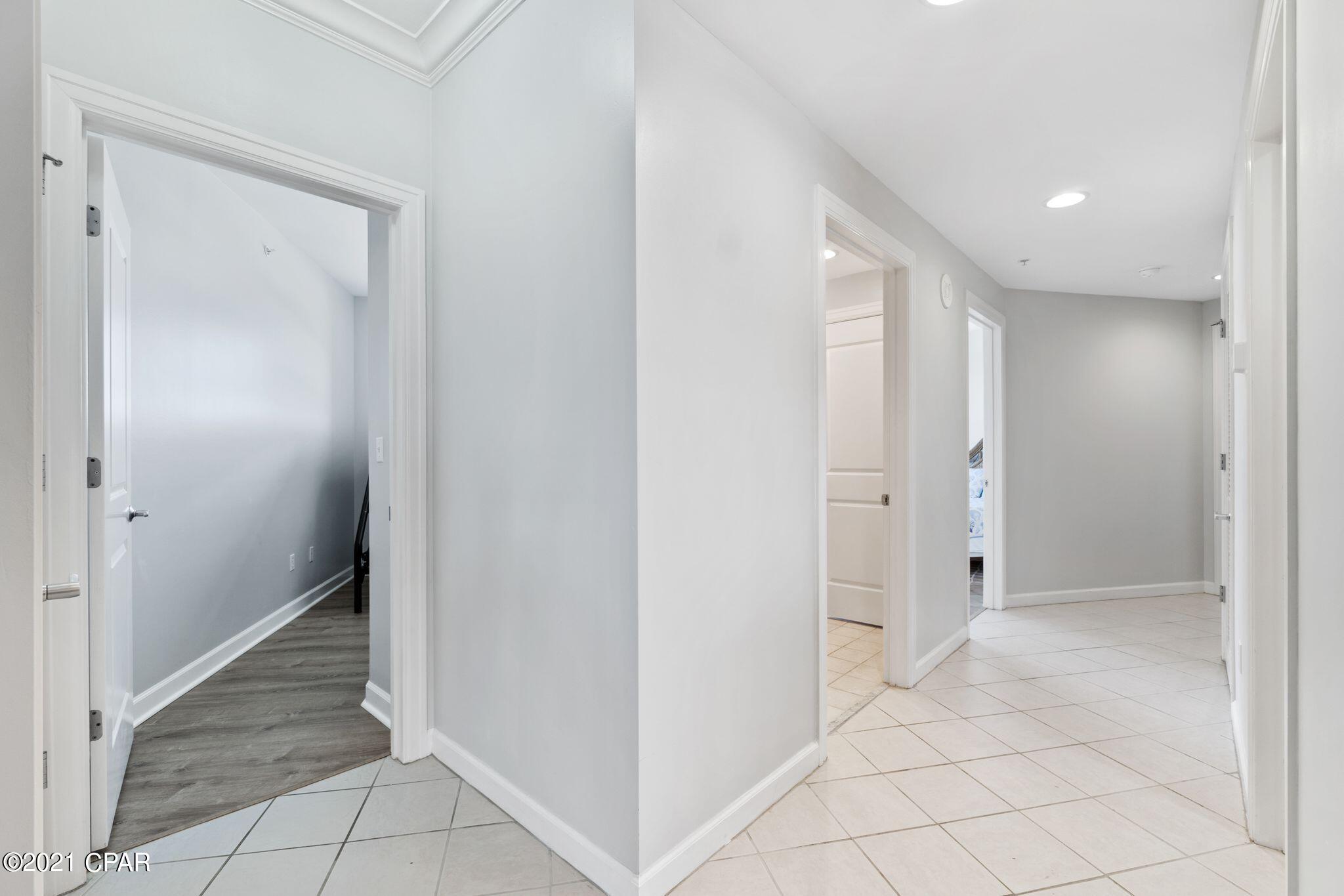 En Soleil Condo - Residential