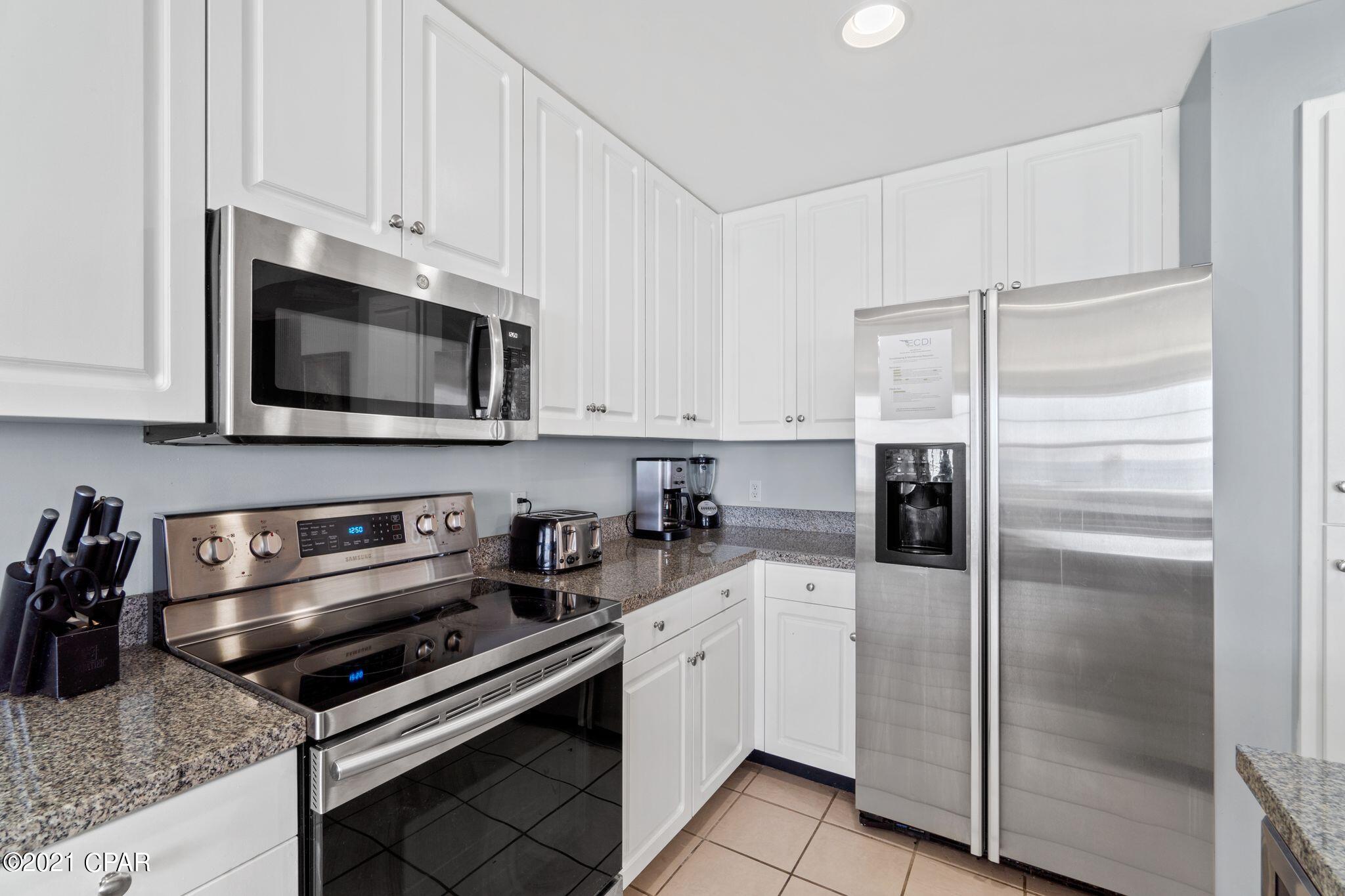 En Soleil Condo - Residential