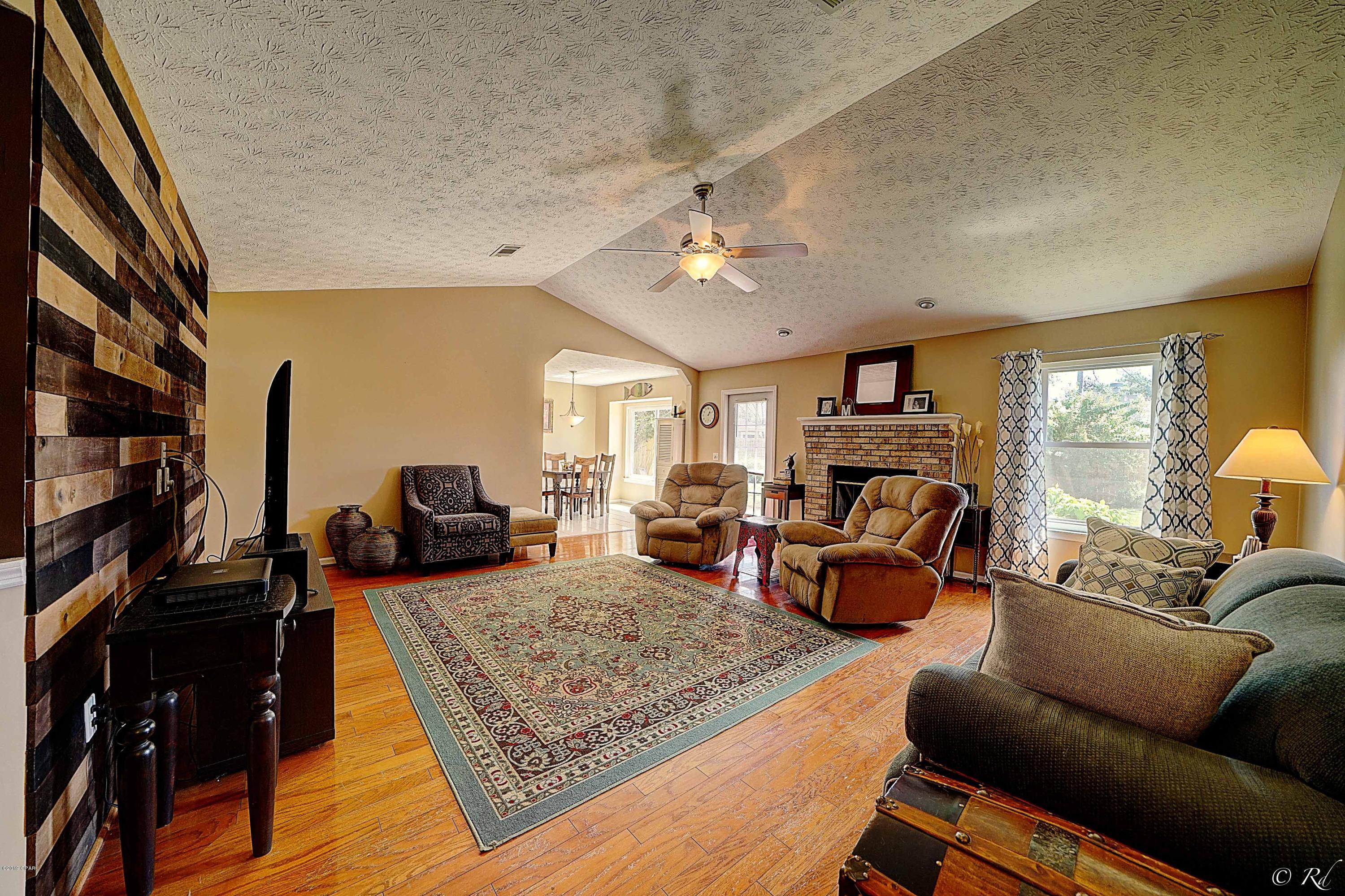 Treasure Palms - Residential