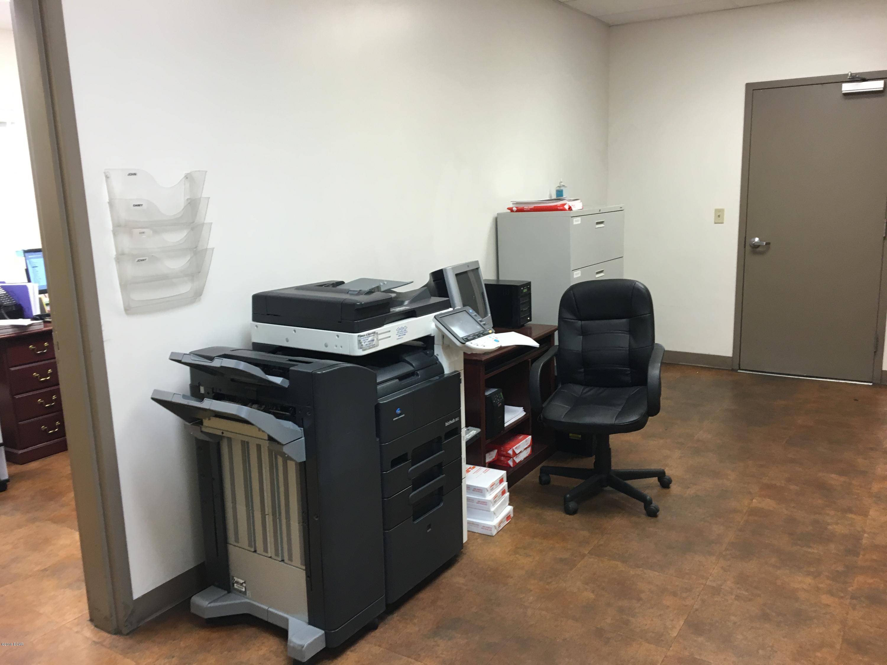 Beach Commerce Park - Commercial Sale