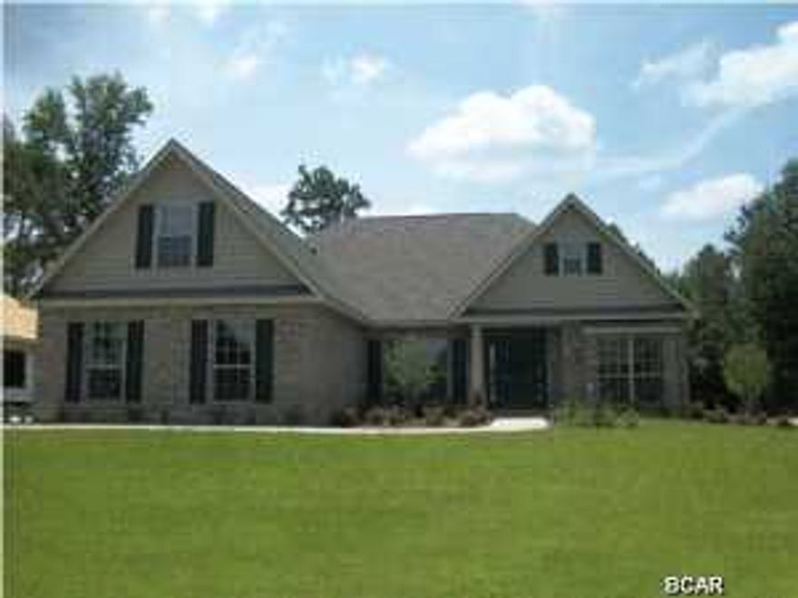 The Glenhurst plan is a craftsman style home with a brick water table and board n batten top front and the other 3 sided full brick. The home has large bedrooms and family room, with a formal dining and separate office. A bonus room was added over the garage which makes a great 4th bedroom, man cave or play room. We have crown molding in the dining room, foyer and master bedroom to give the home that custom look. The kitchen is open to the family room and with the vaulted ceiling and the space feels enormous. The master has a beautiful trey ceiling and the on suite has all the bells and whistles. The secondary bedrooms are splint on the opposite side of the house and both have walk in closets. We have hardwood in the foyer and dining rooms, granite in the kitchen, beautiful