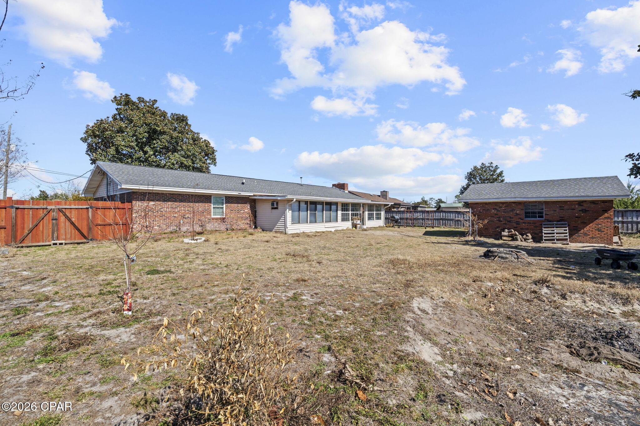 [No Recorded Subdiv] - Residential