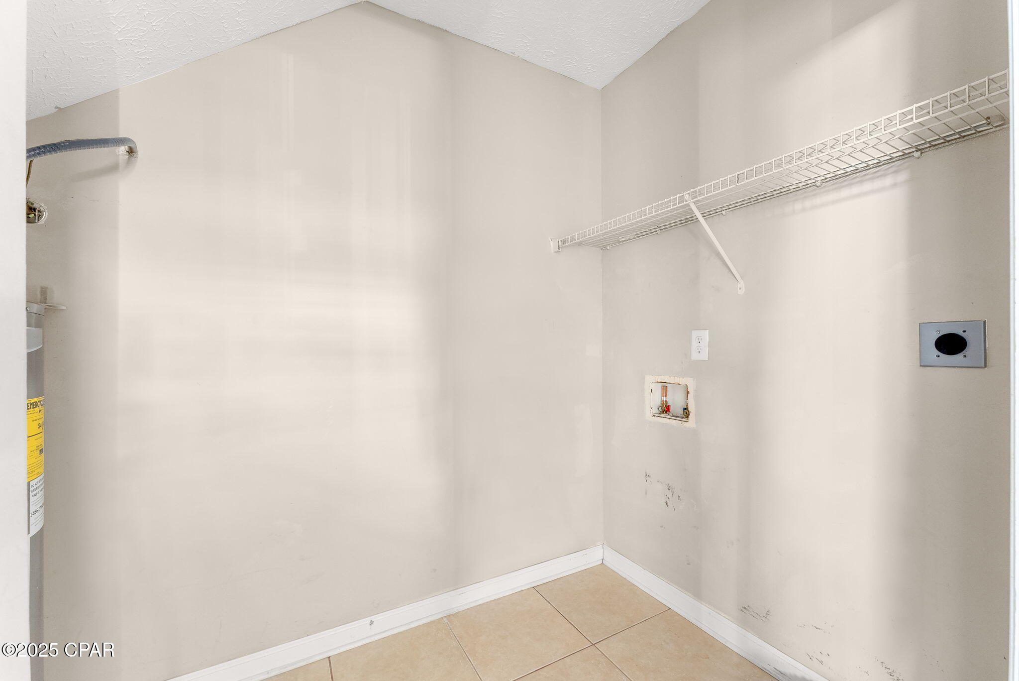 Palm Cove - Residential Lease