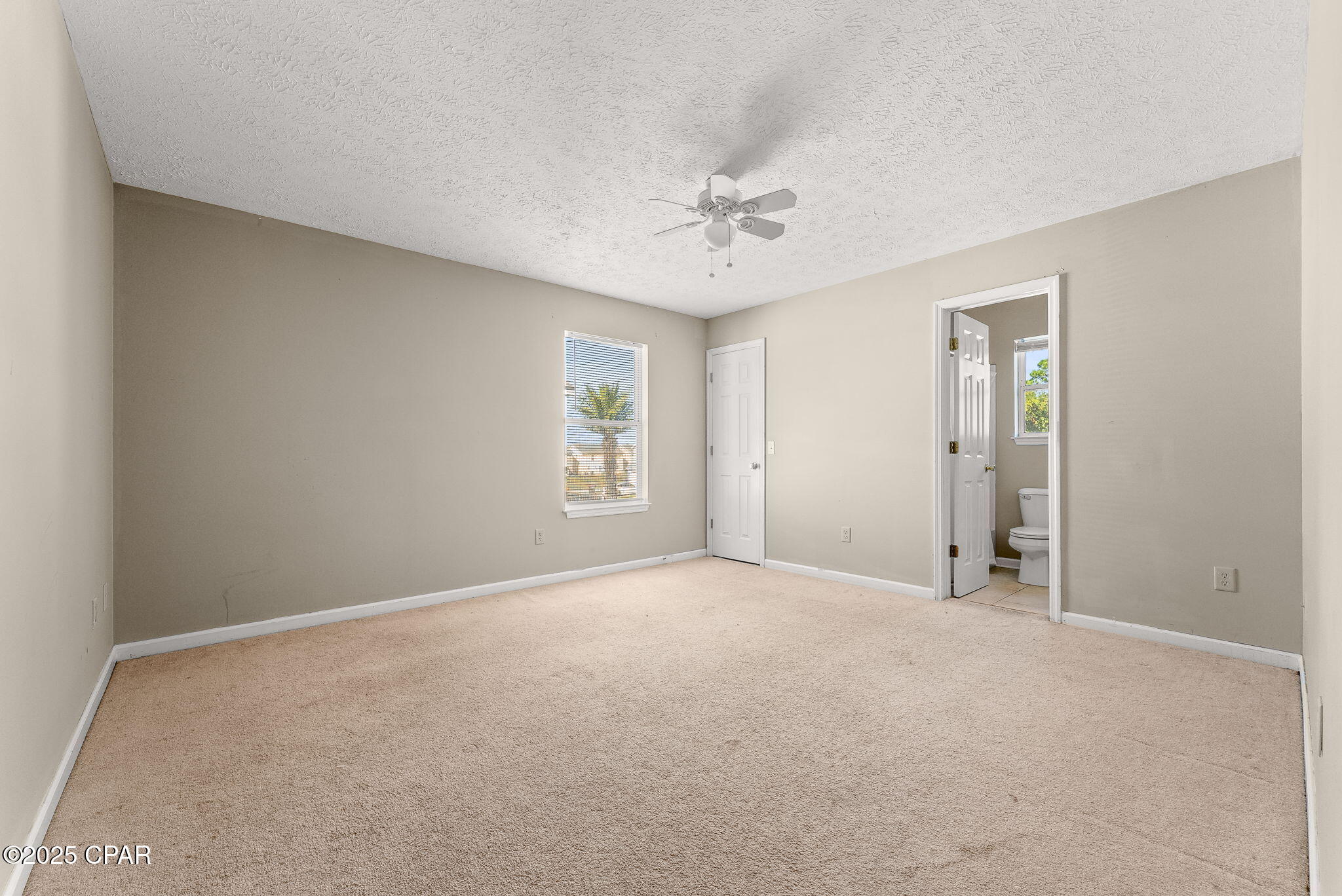 Palm Cove - Residential Lease