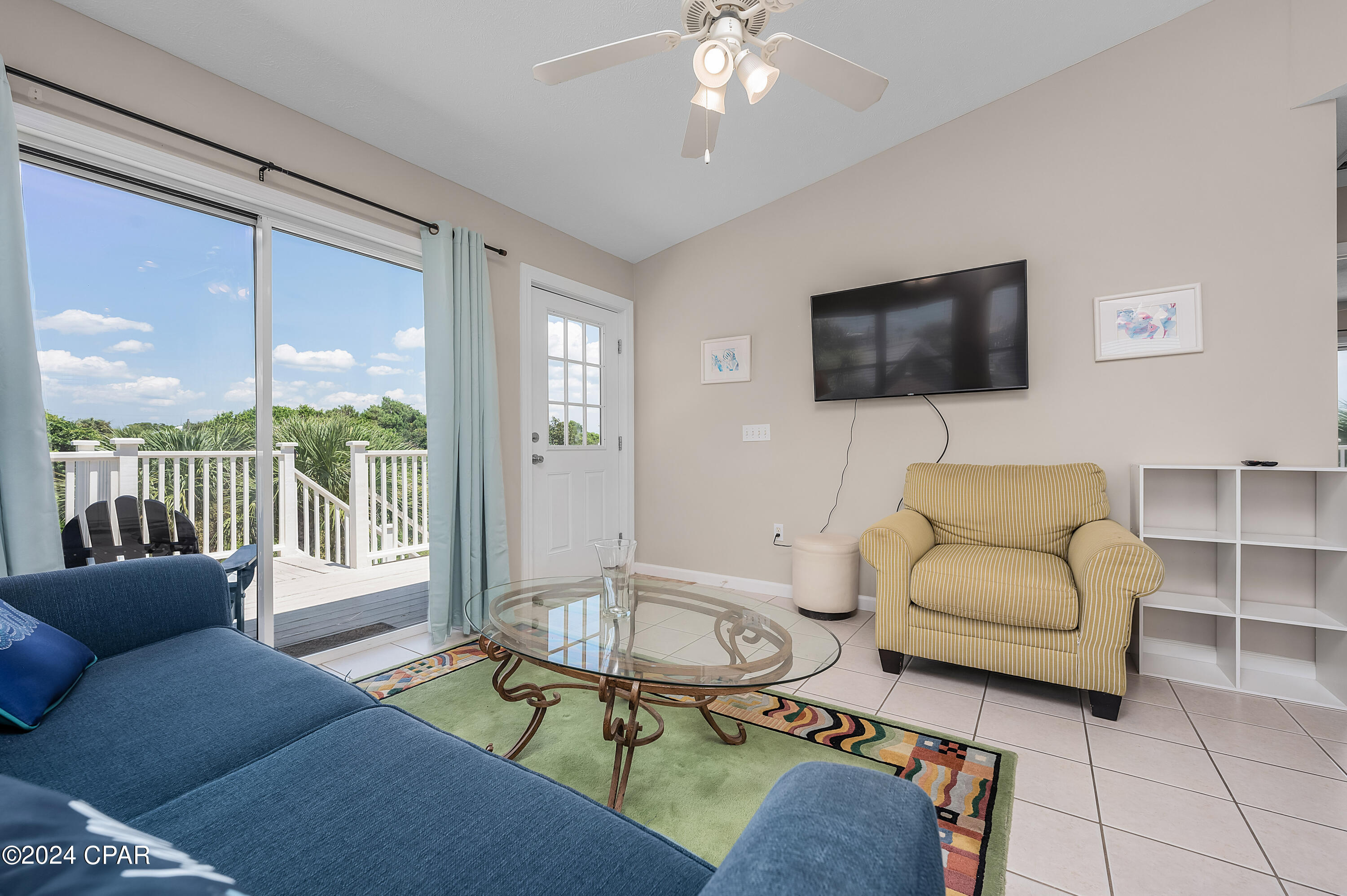 Kiska Beach - Residential