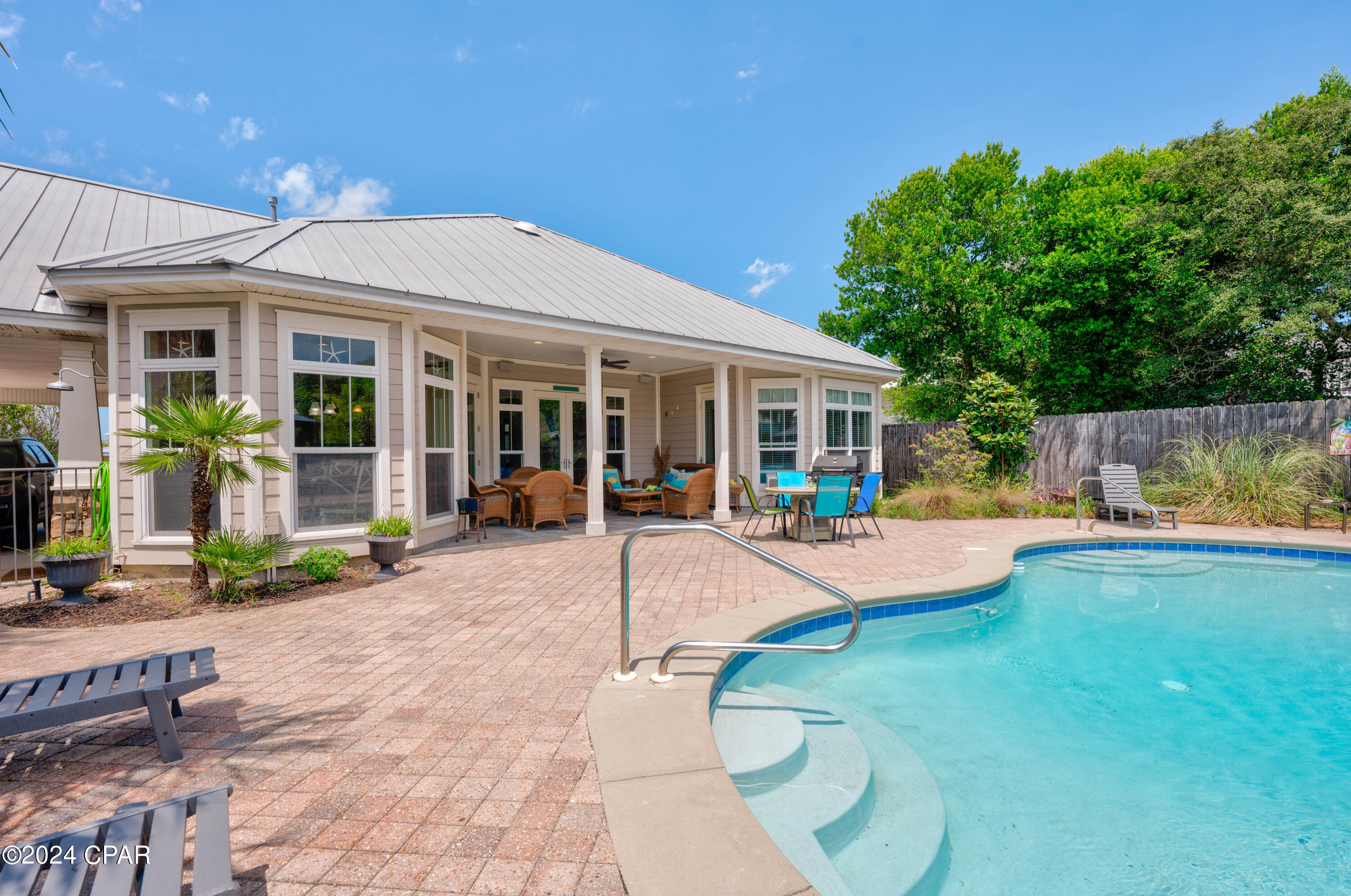 Kiska Beach - Residential