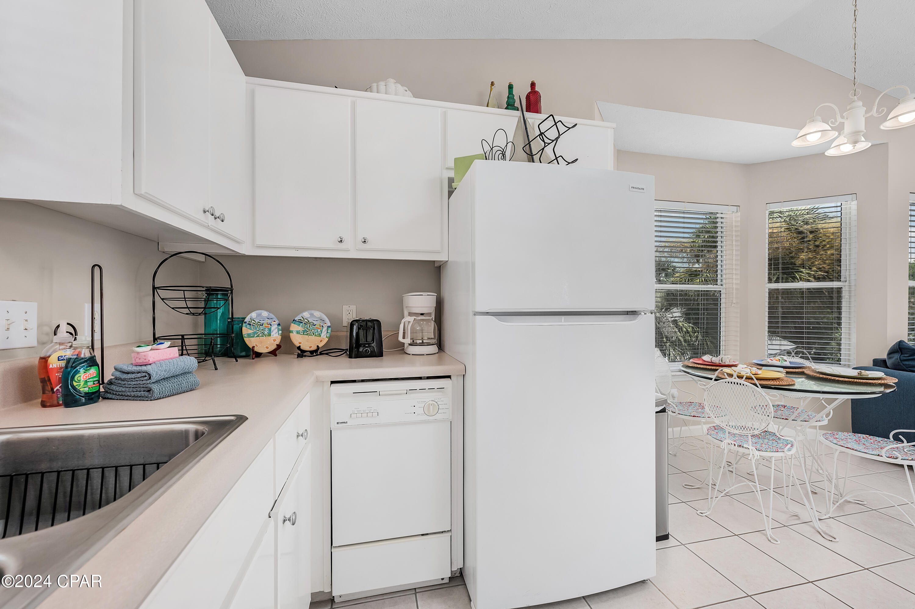 Kiska Beach - Residential