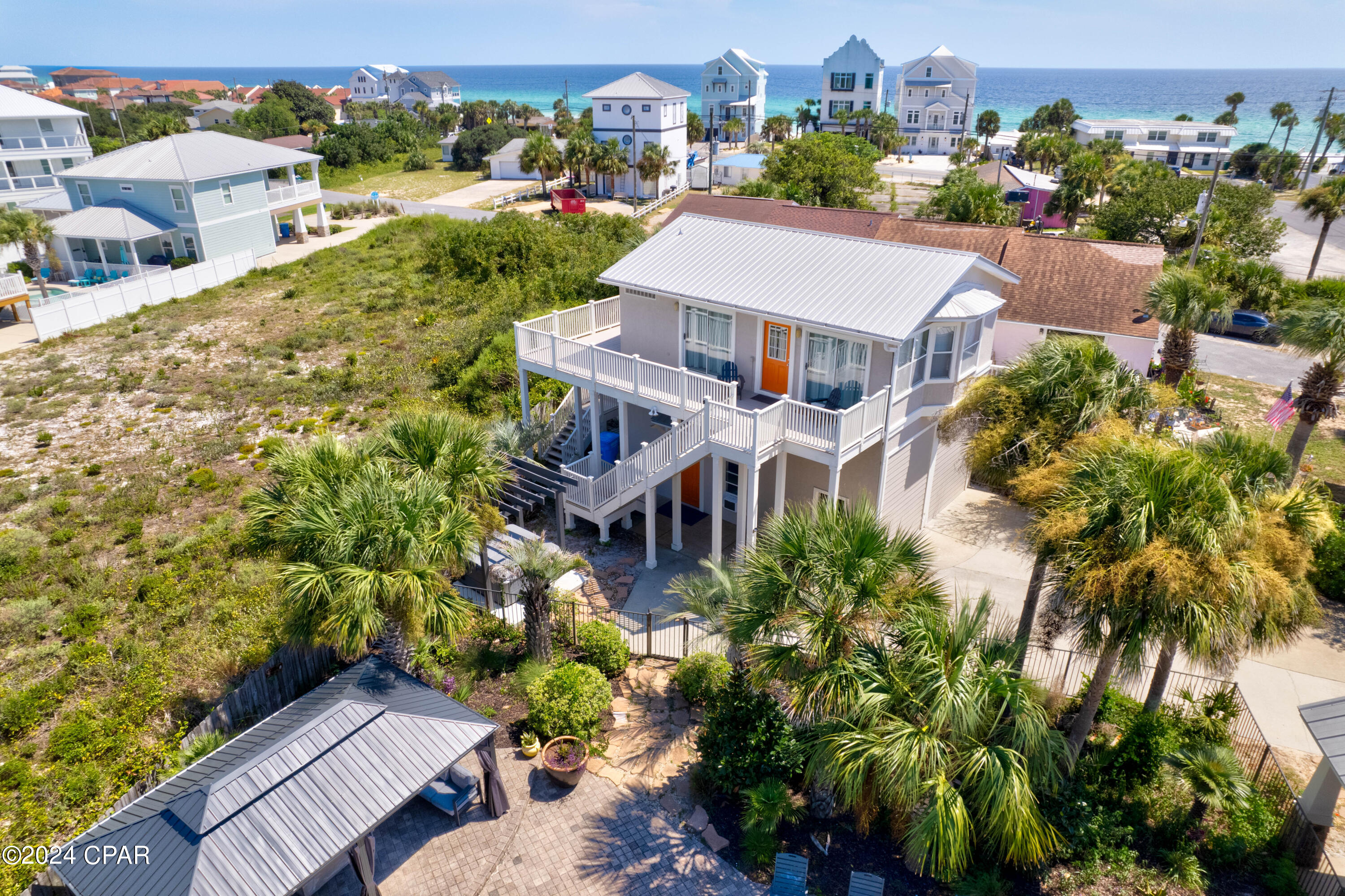 Kiska Beach - Residential