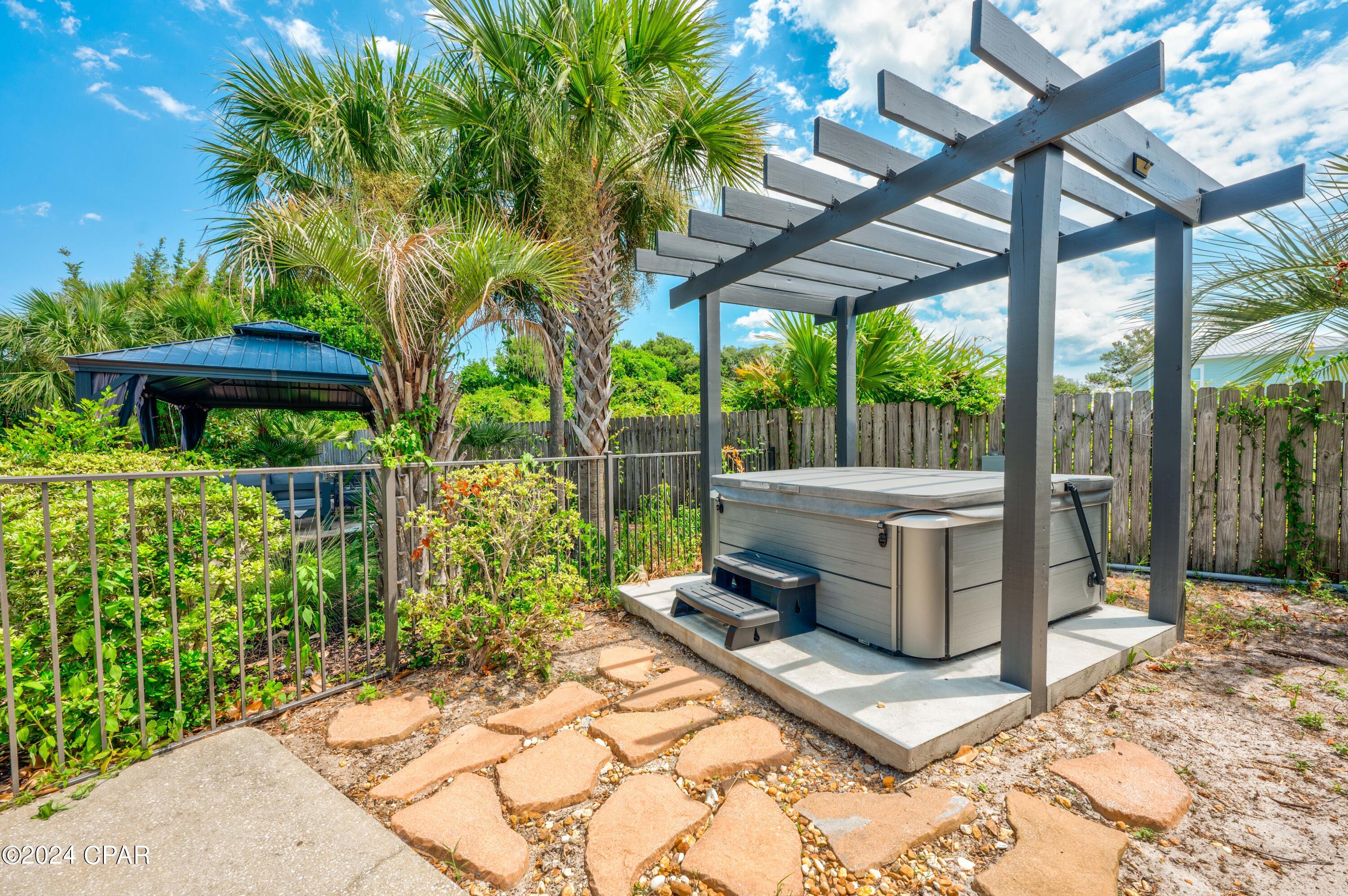 Kiska Beach - Residential