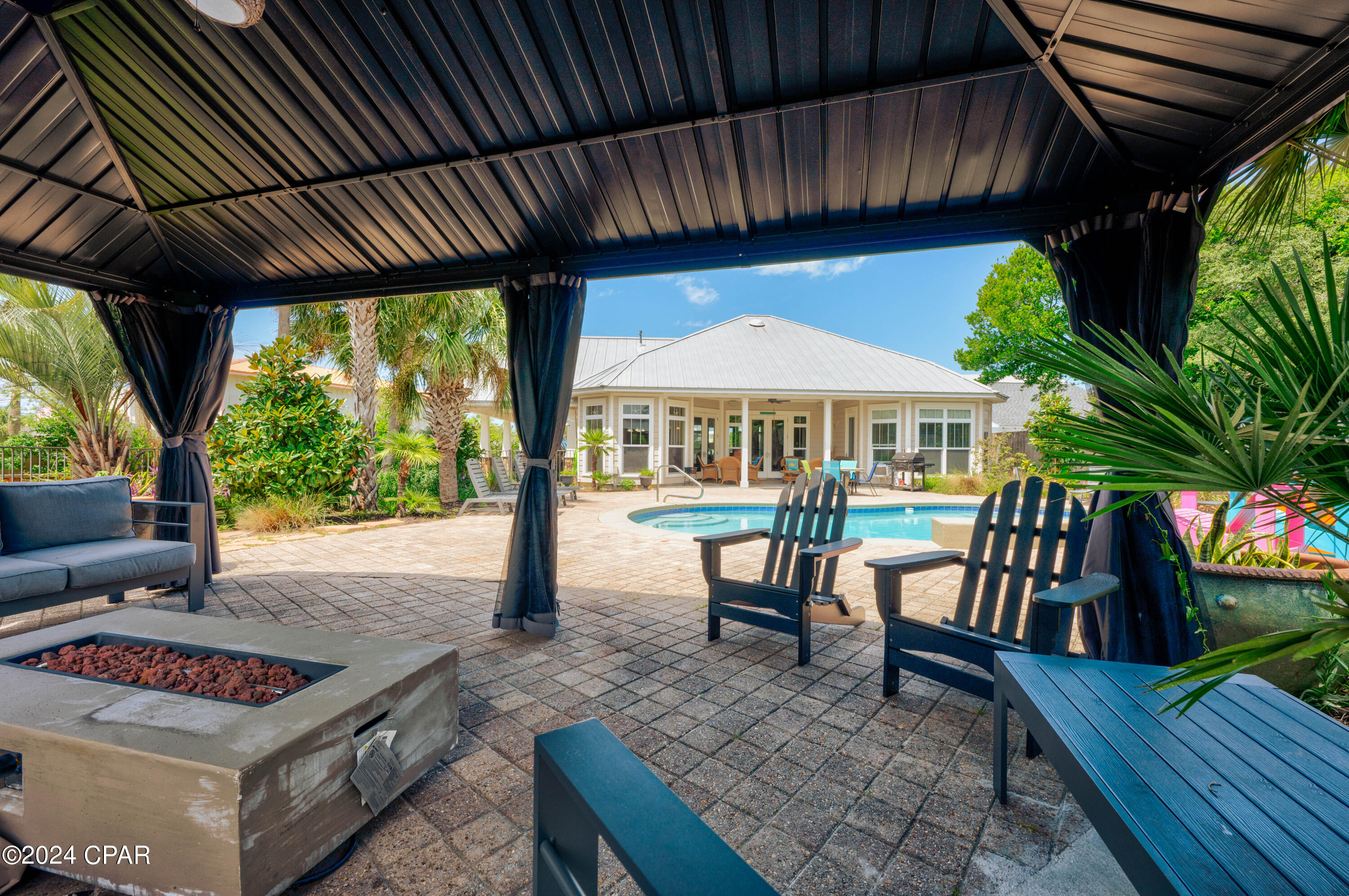 Kiska Beach - Residential