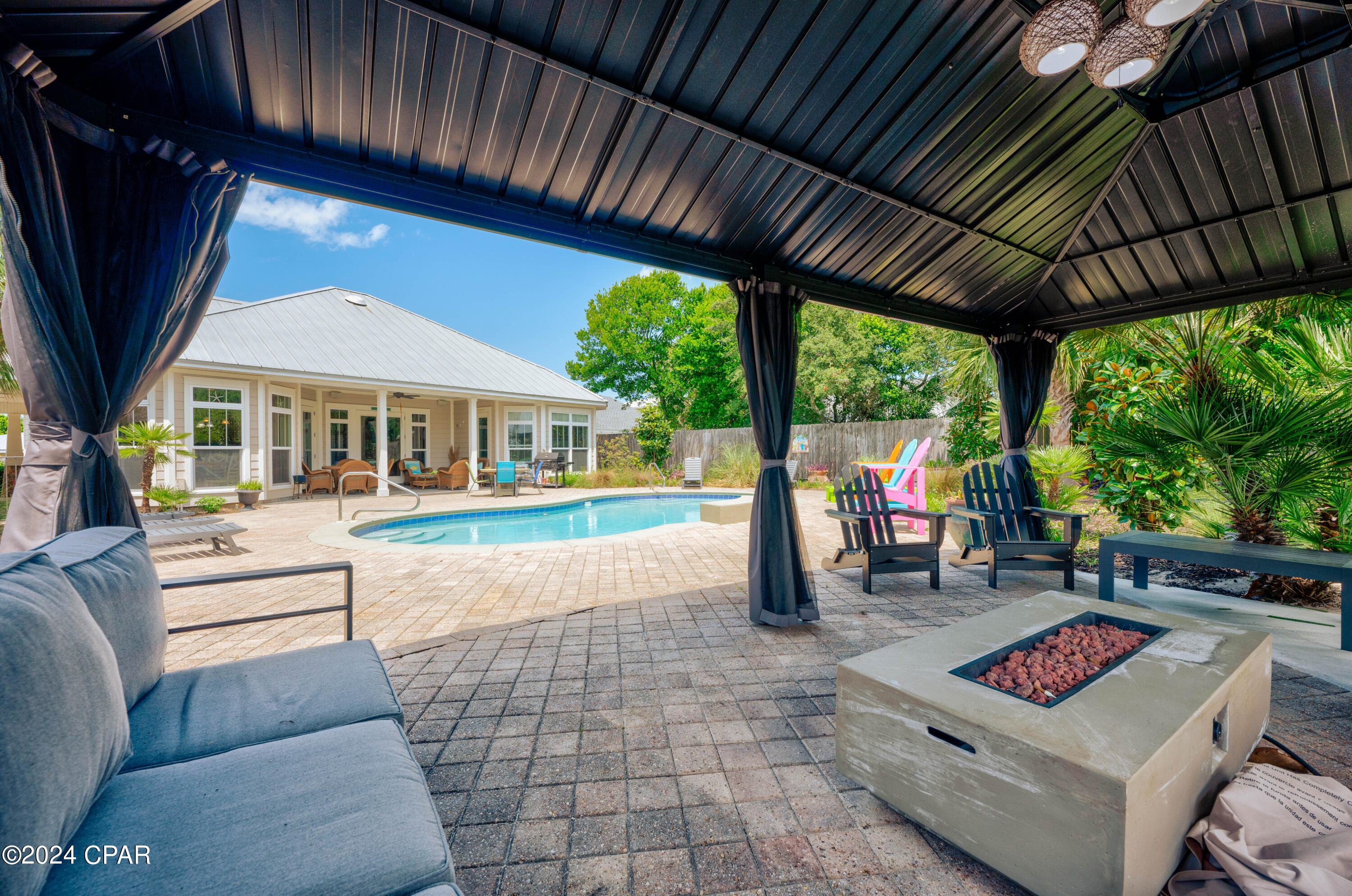 Kiska Beach - Residential