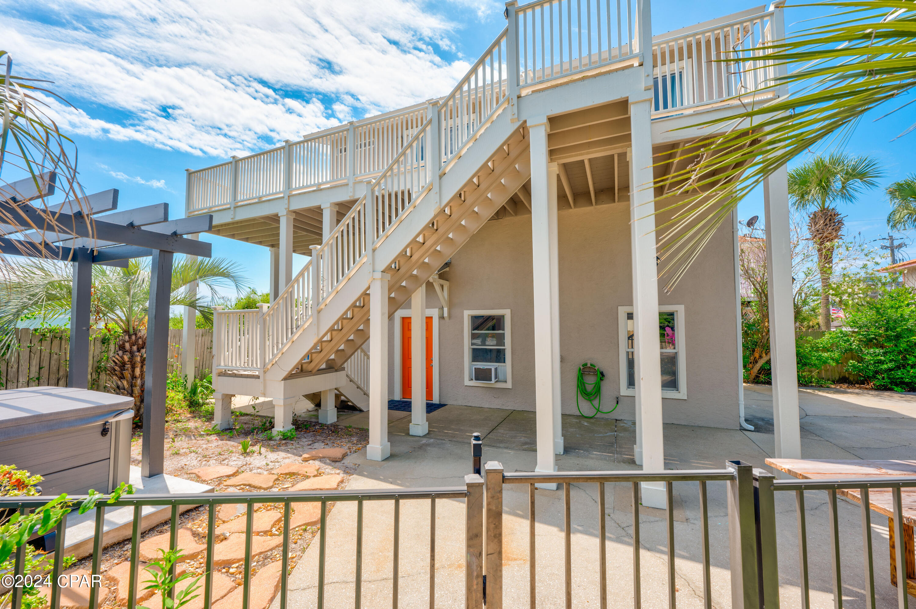 Kiska Beach - Residential