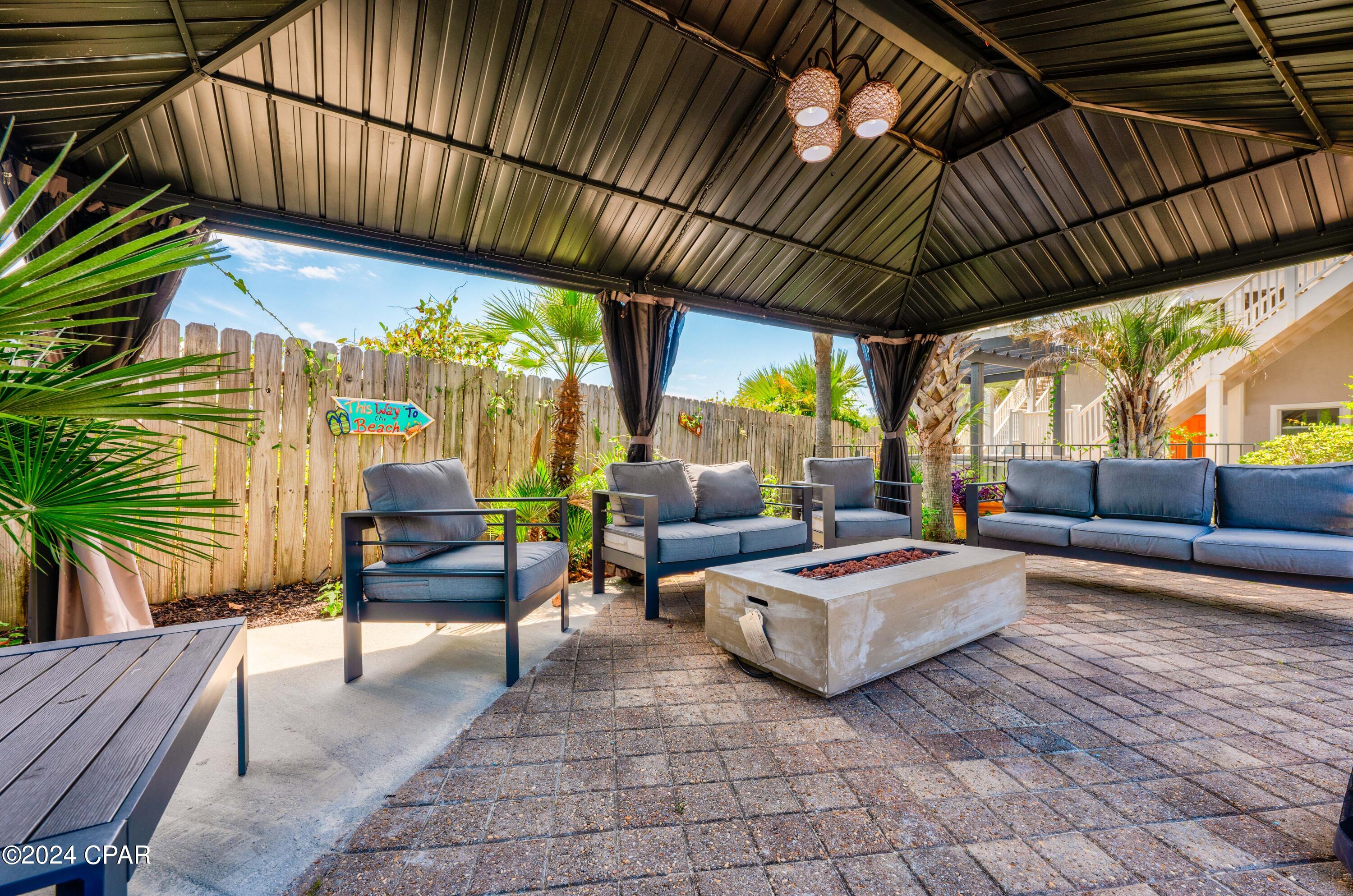 Kiska Beach - Residential