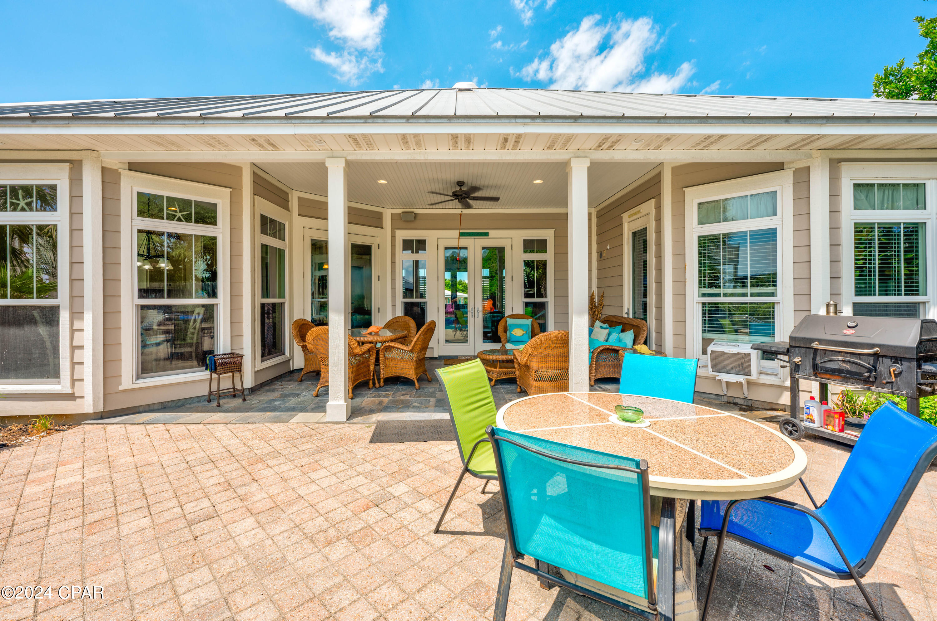 Kiska Beach - Residential