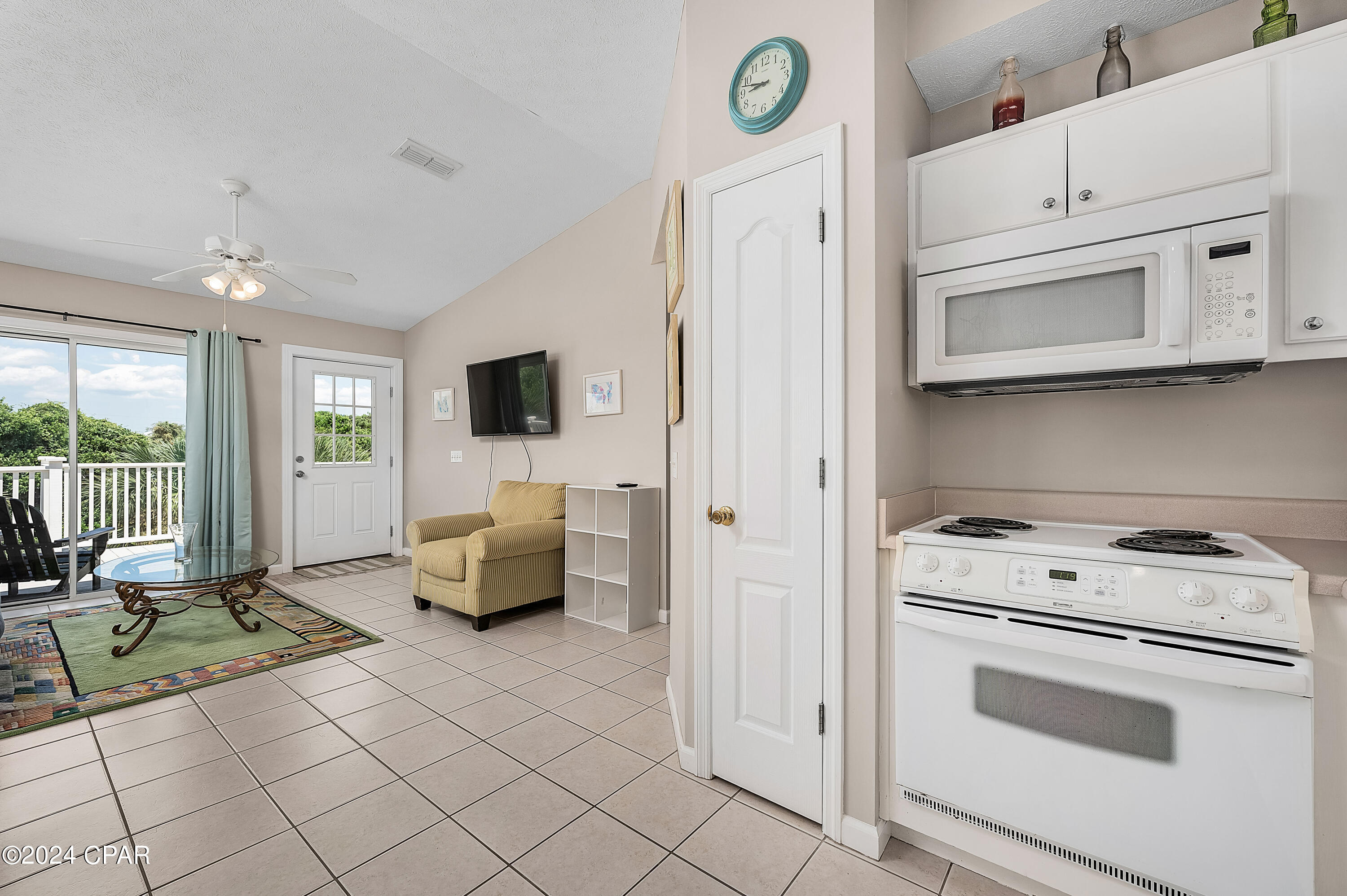 Kiska Beach - Residential